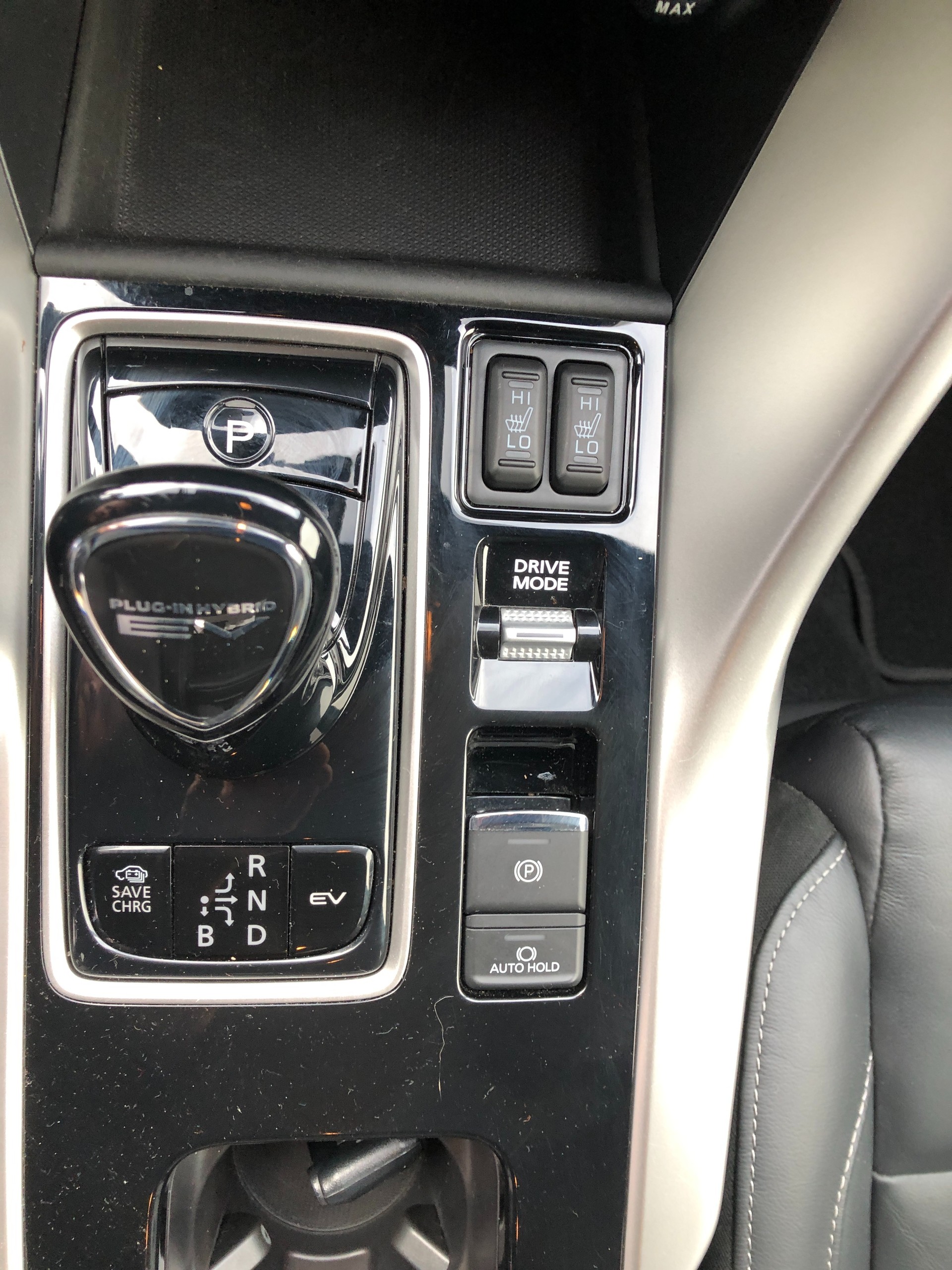 MITSUBISHI Eclipse Cross 2.4 PHEV Diamond 4WD-image-14