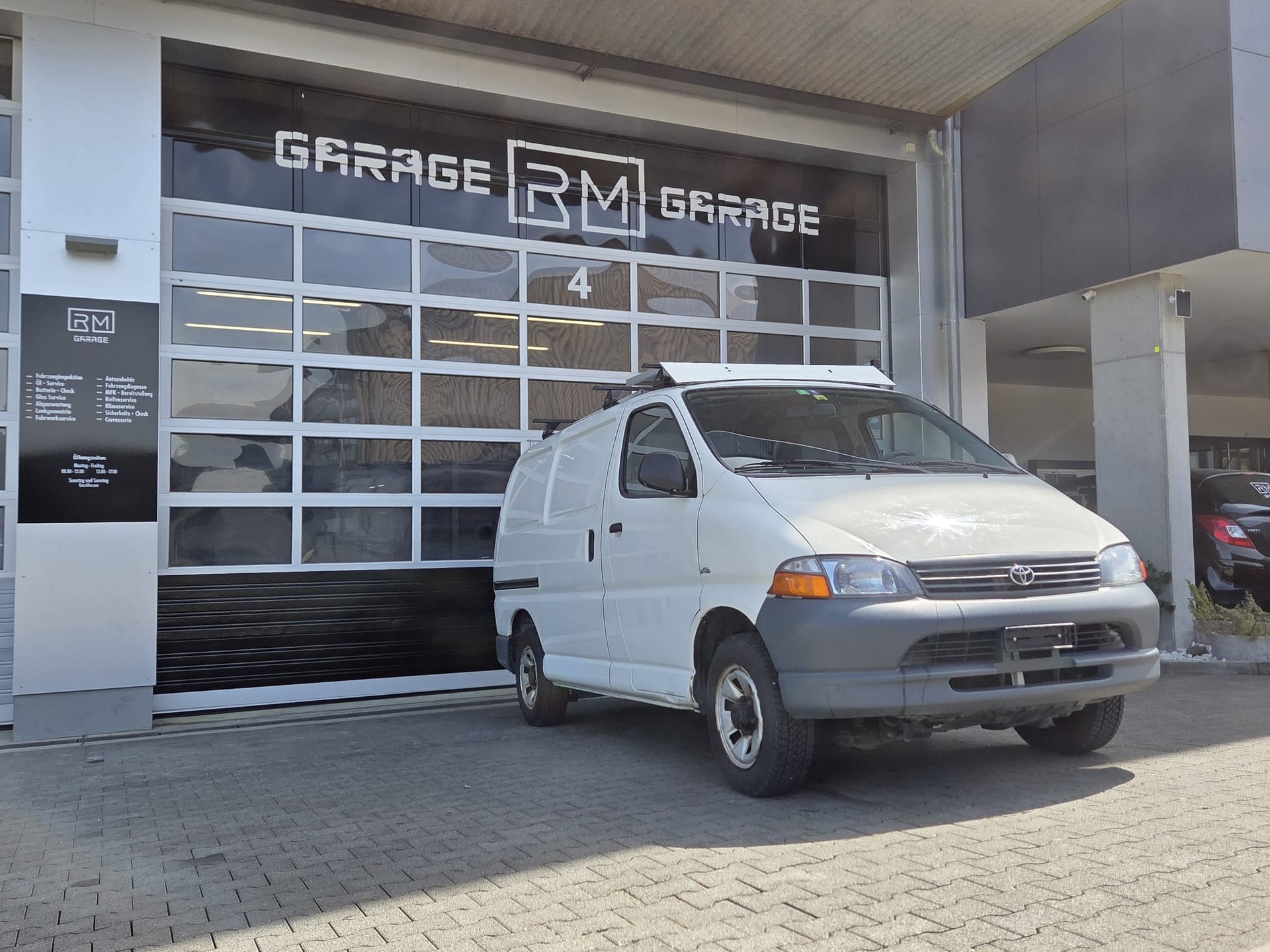 TOYOTA D-4D 4WD-image-1