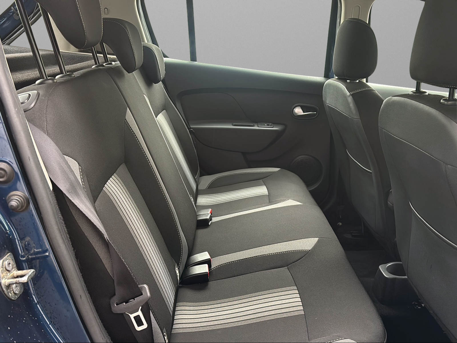 DACIA Sandero TCe 90 Stepway Unlimited-image-7