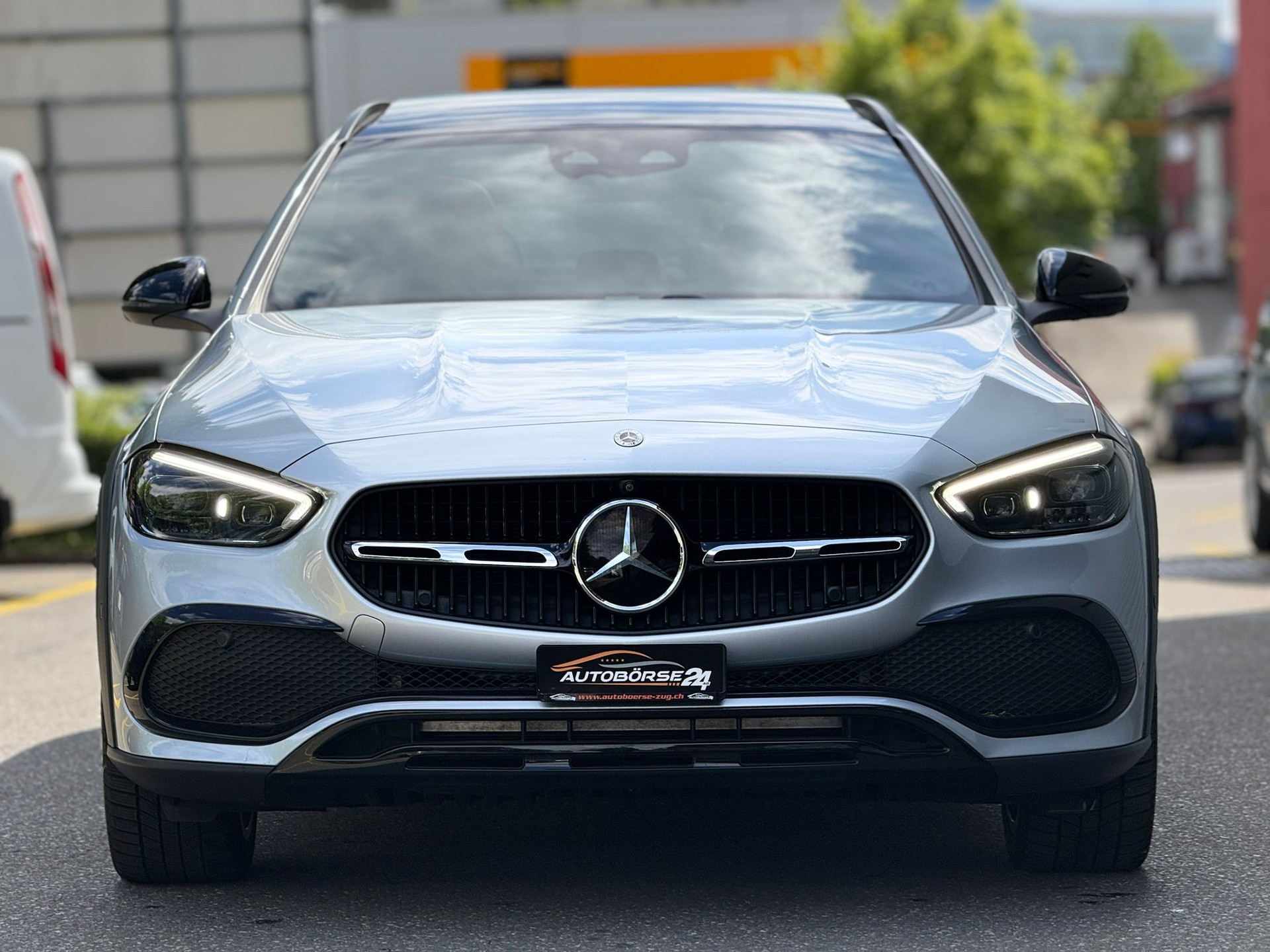 MERCEDES-BENZ C 220 d All-Terrain Avantgarde 4matic Kombi-showroom-element-2