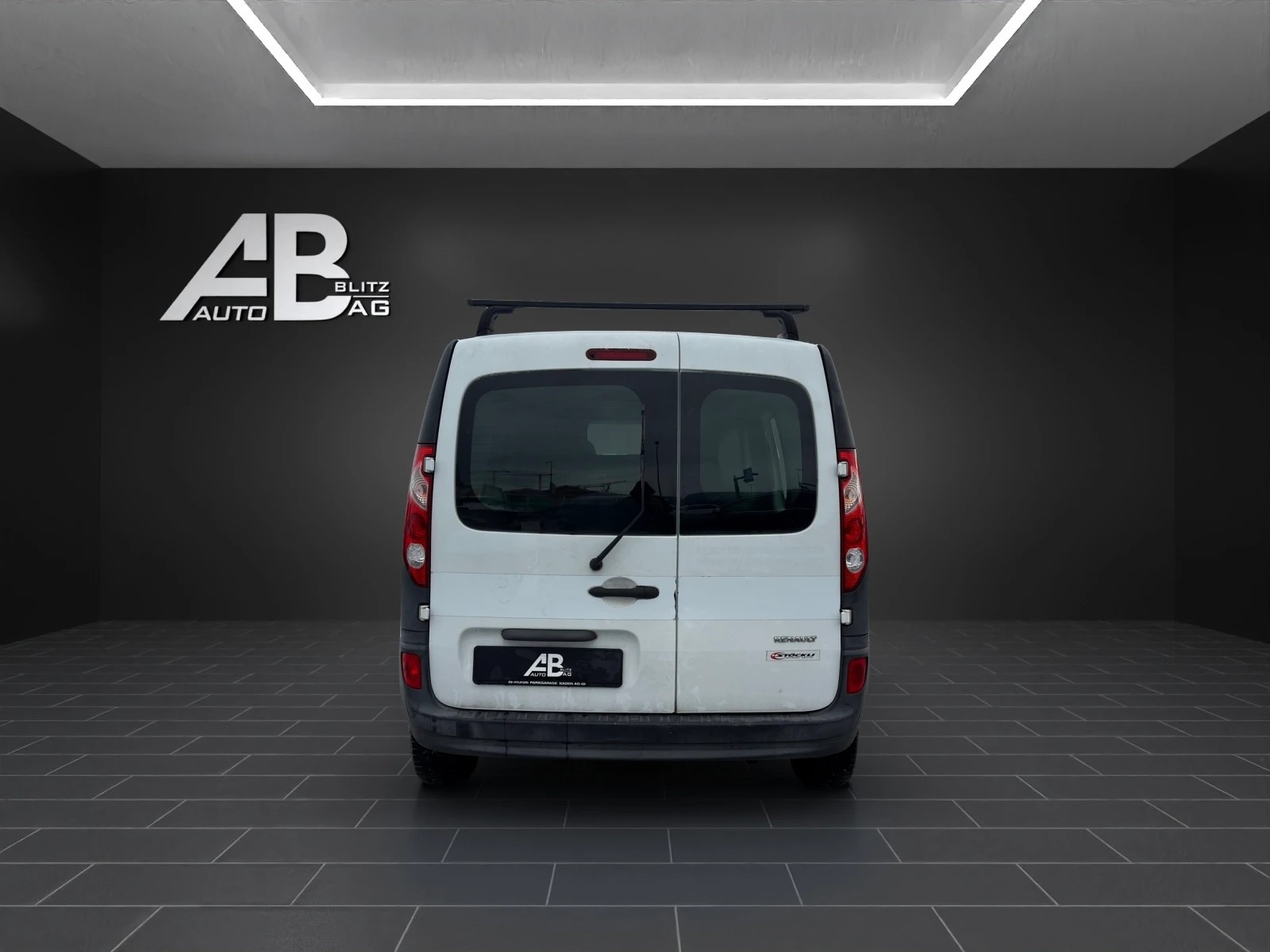 RENAULT Kangoo Maxi dCi 90-showroom-element-3