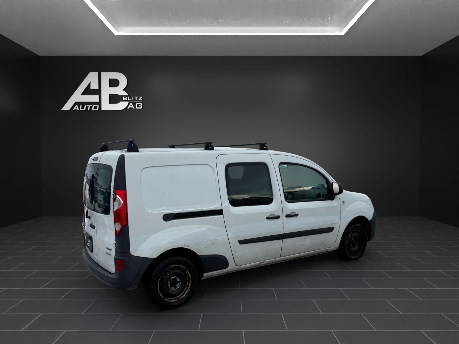 RENAULT Kangoo Maxi dCi 90-image-4