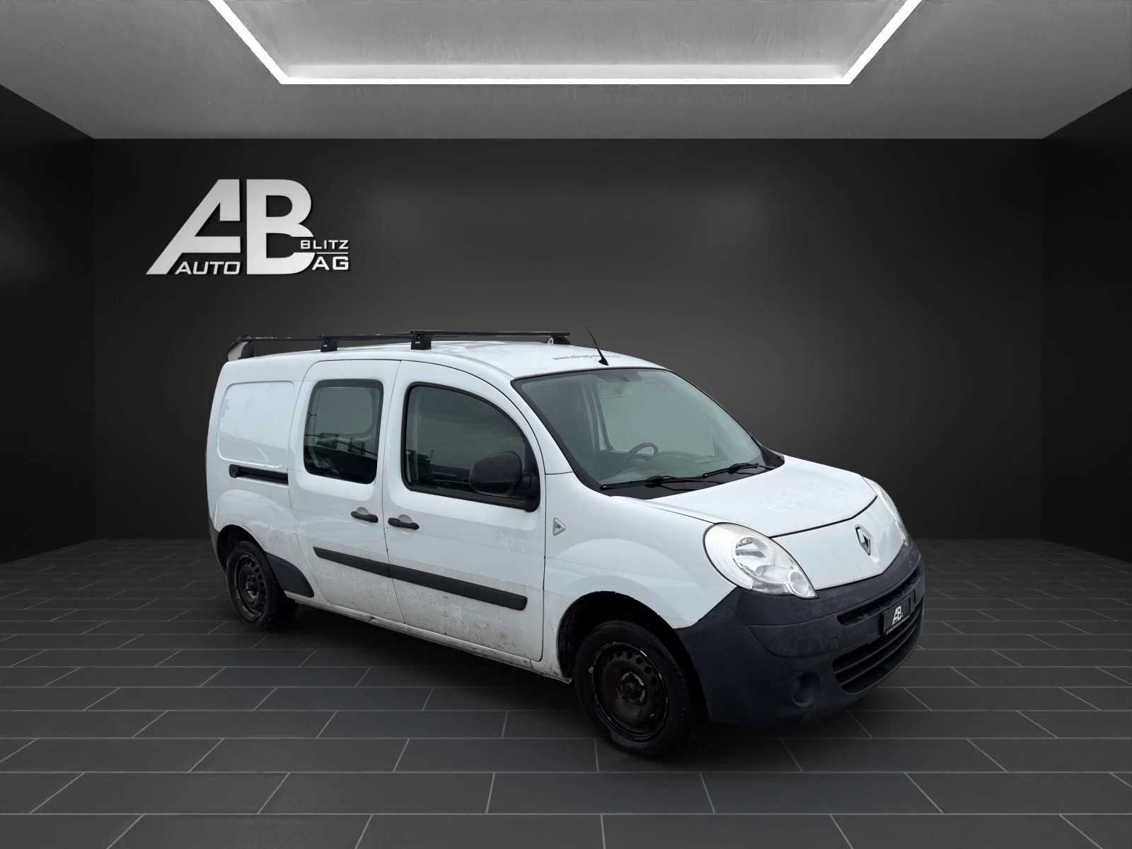 RENAULT Kangoo Maxi dCi 90-image-5