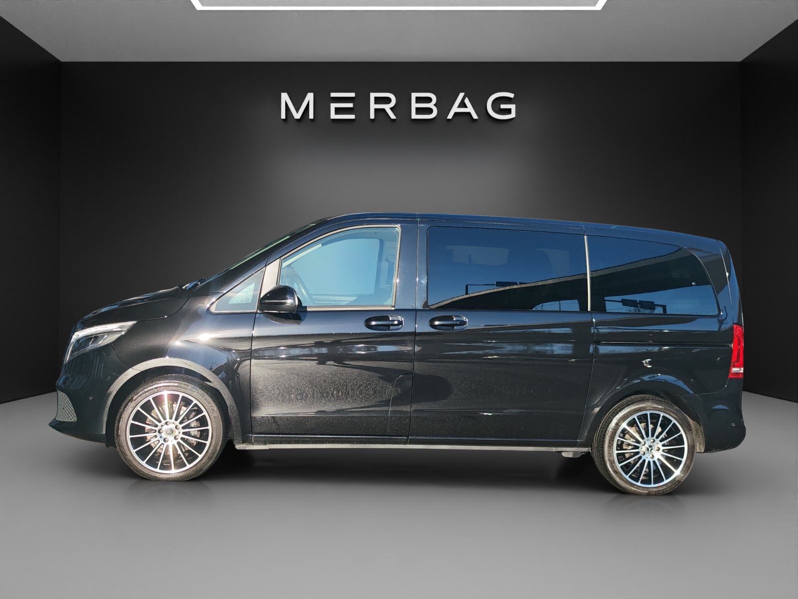 MERCEDES-BENZ V 250 d kurz 4Matic 9G-Tronic-image-2