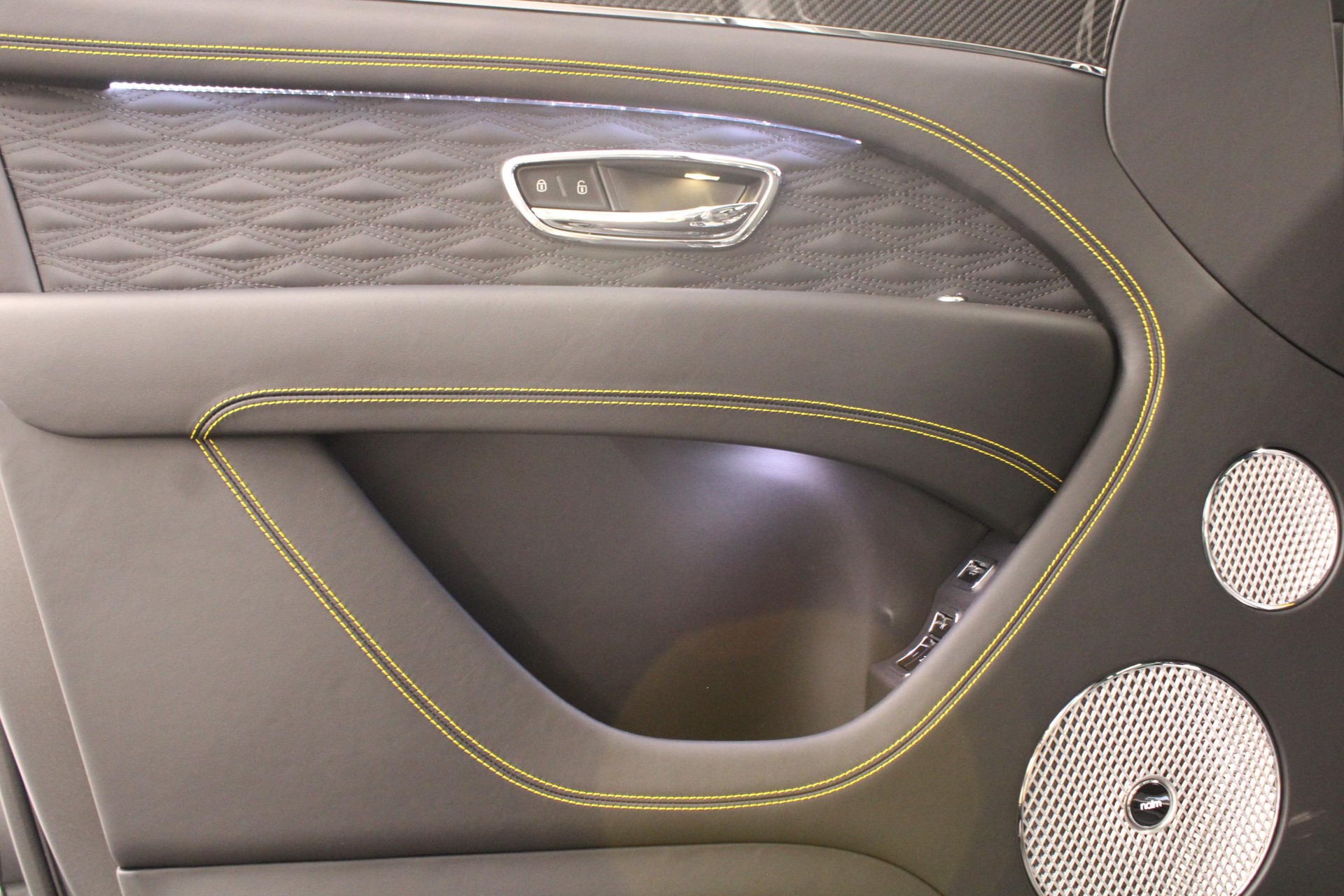 BENTLEY Bentayga 4.0 V8 Speed-image-35