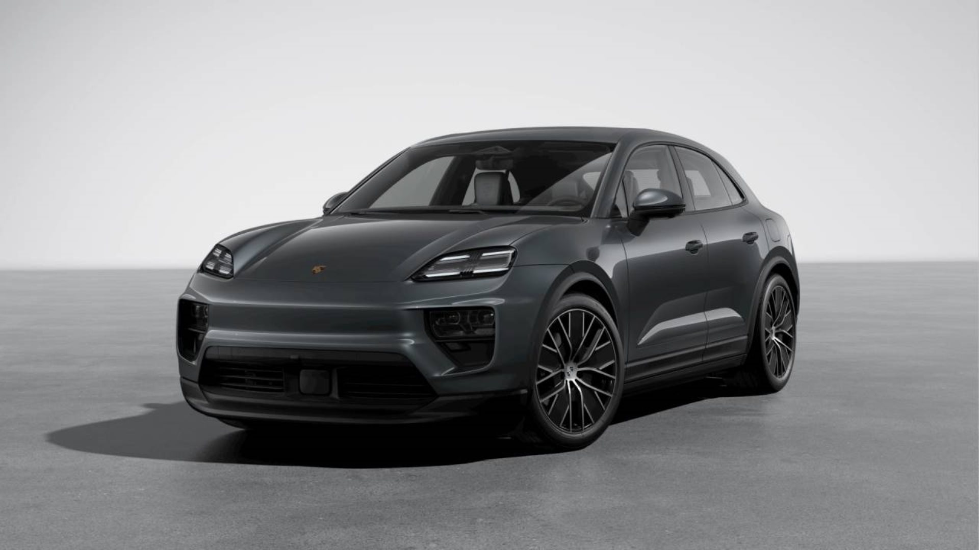 PORSCHE Macan 4