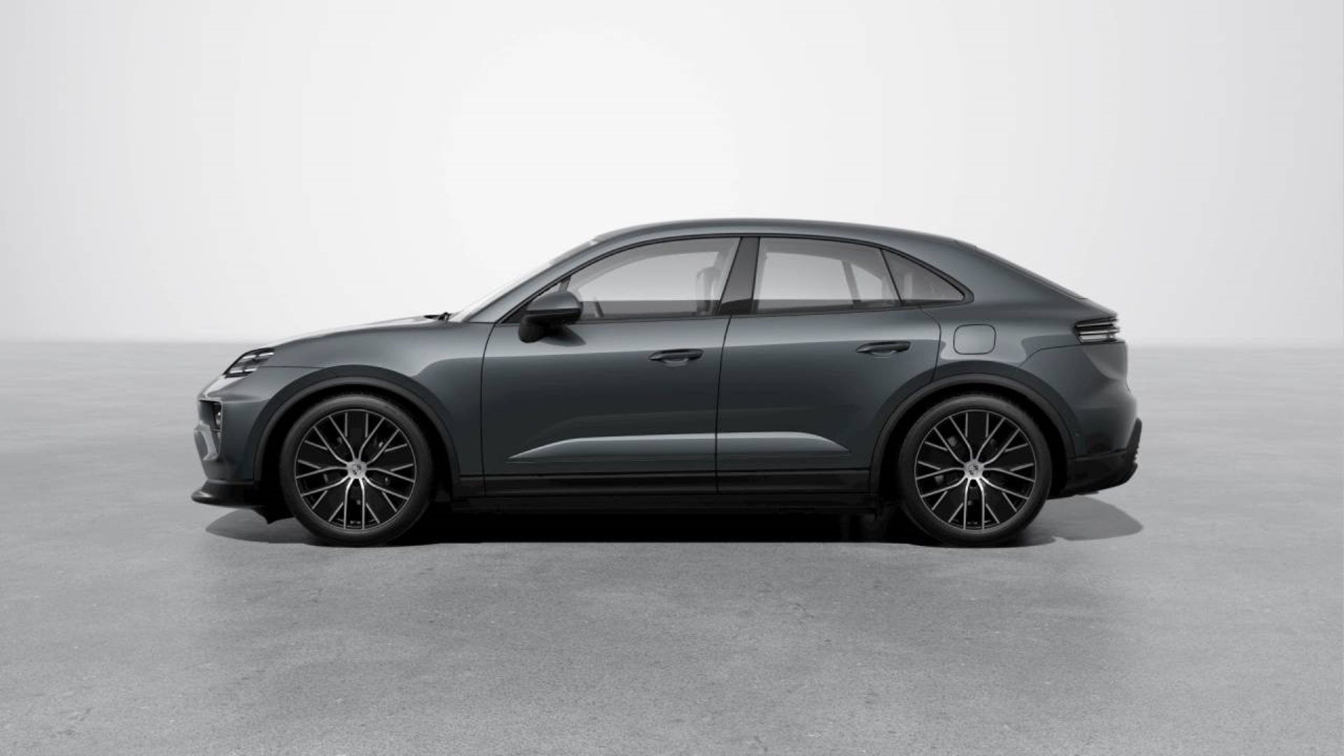 PORSCHE Macan 4-showroom-element-1