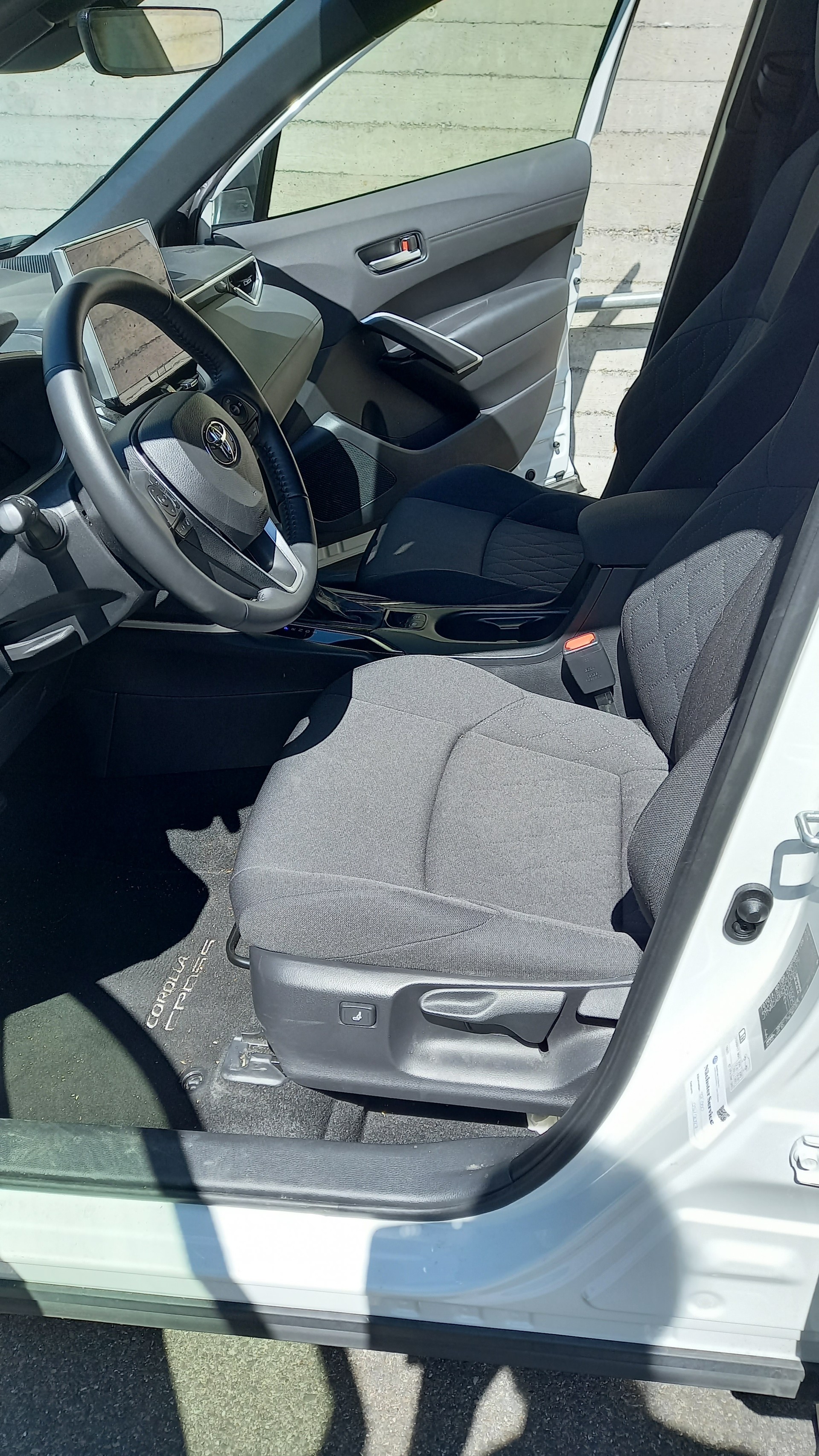 TOYOTA 2.0 HSD Comfort AWD-i-image-4