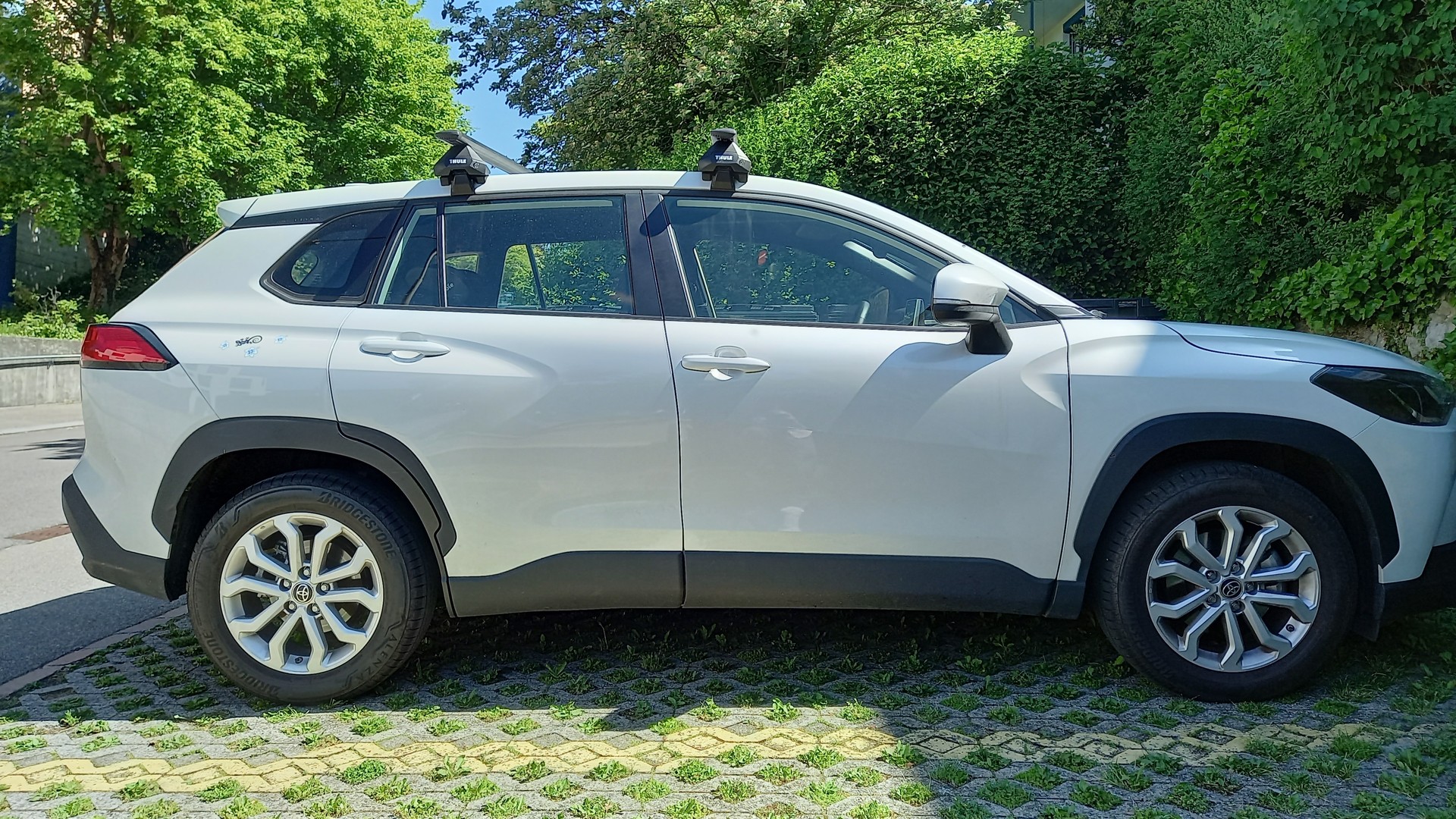 TOYOTA 2.0 HSD Comfort AWD-i-image-3