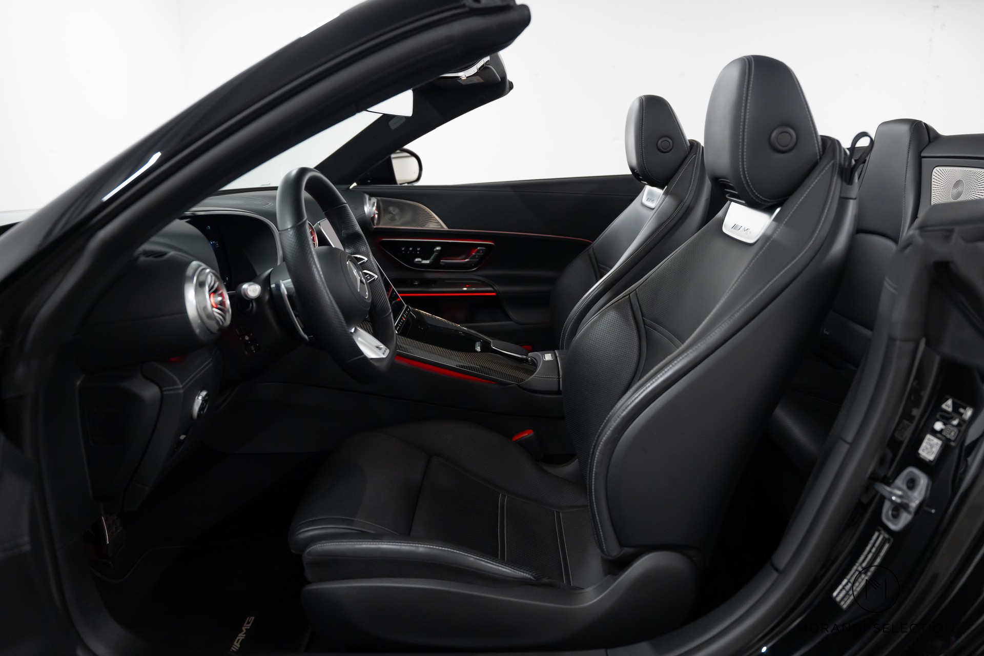 MERCEDES-BENZ AMG SL 63 4matic+-image-16