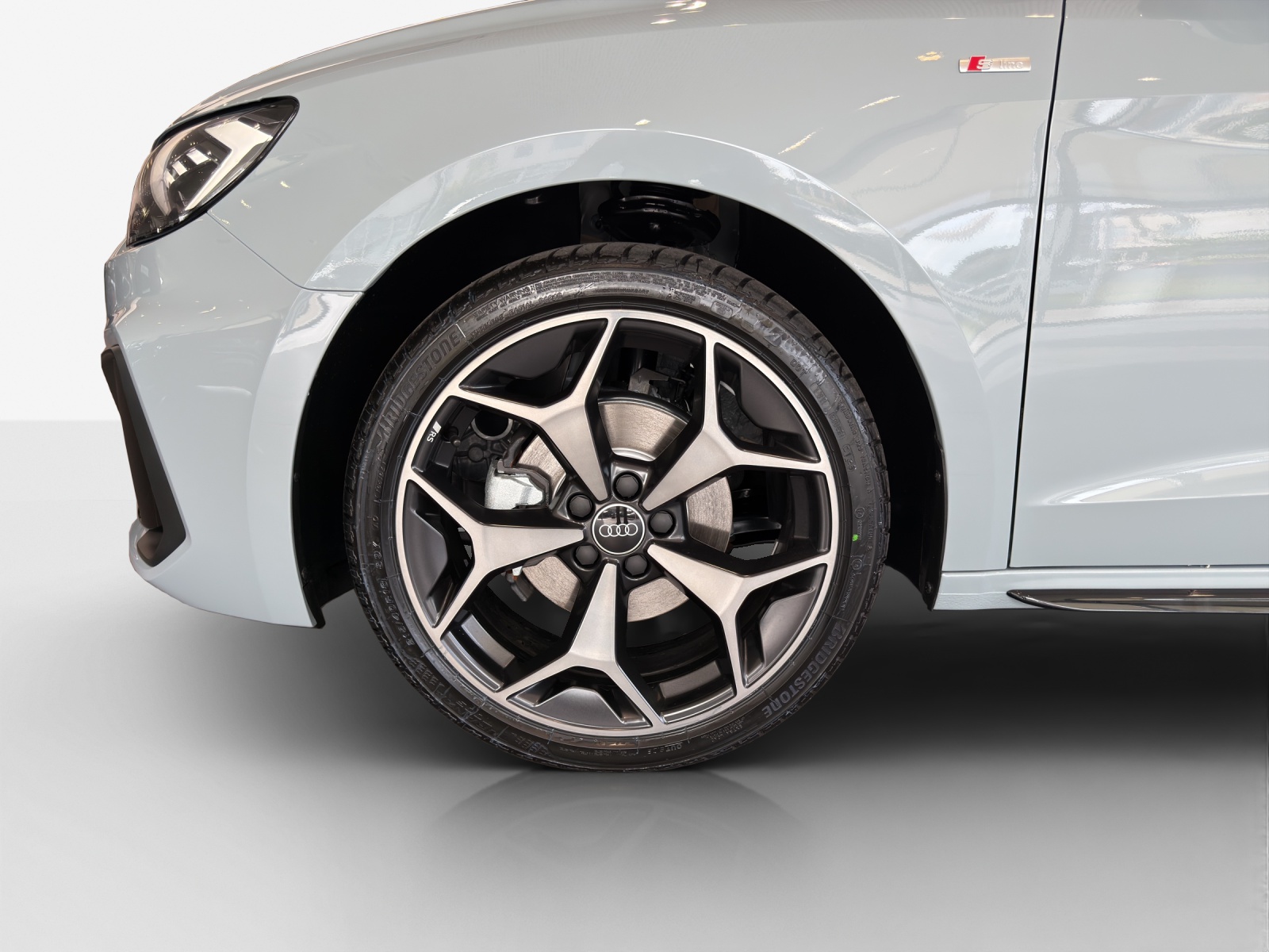 AUDI A1 Sportback 30 TFSI S Line Attraction S-tronic-showroom-element-2