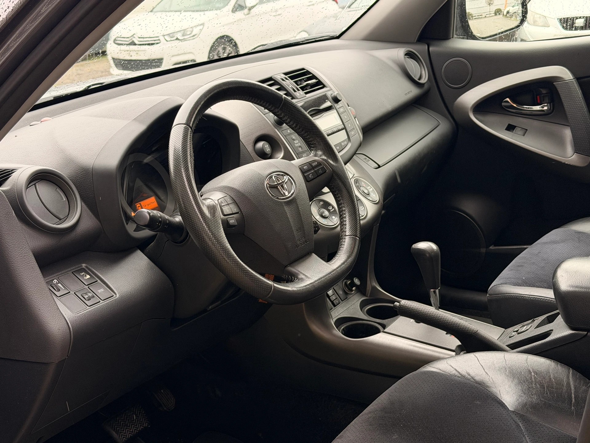TOYOTA RAV-4 2.0 16V Linea Sol Multidrive-image-2
