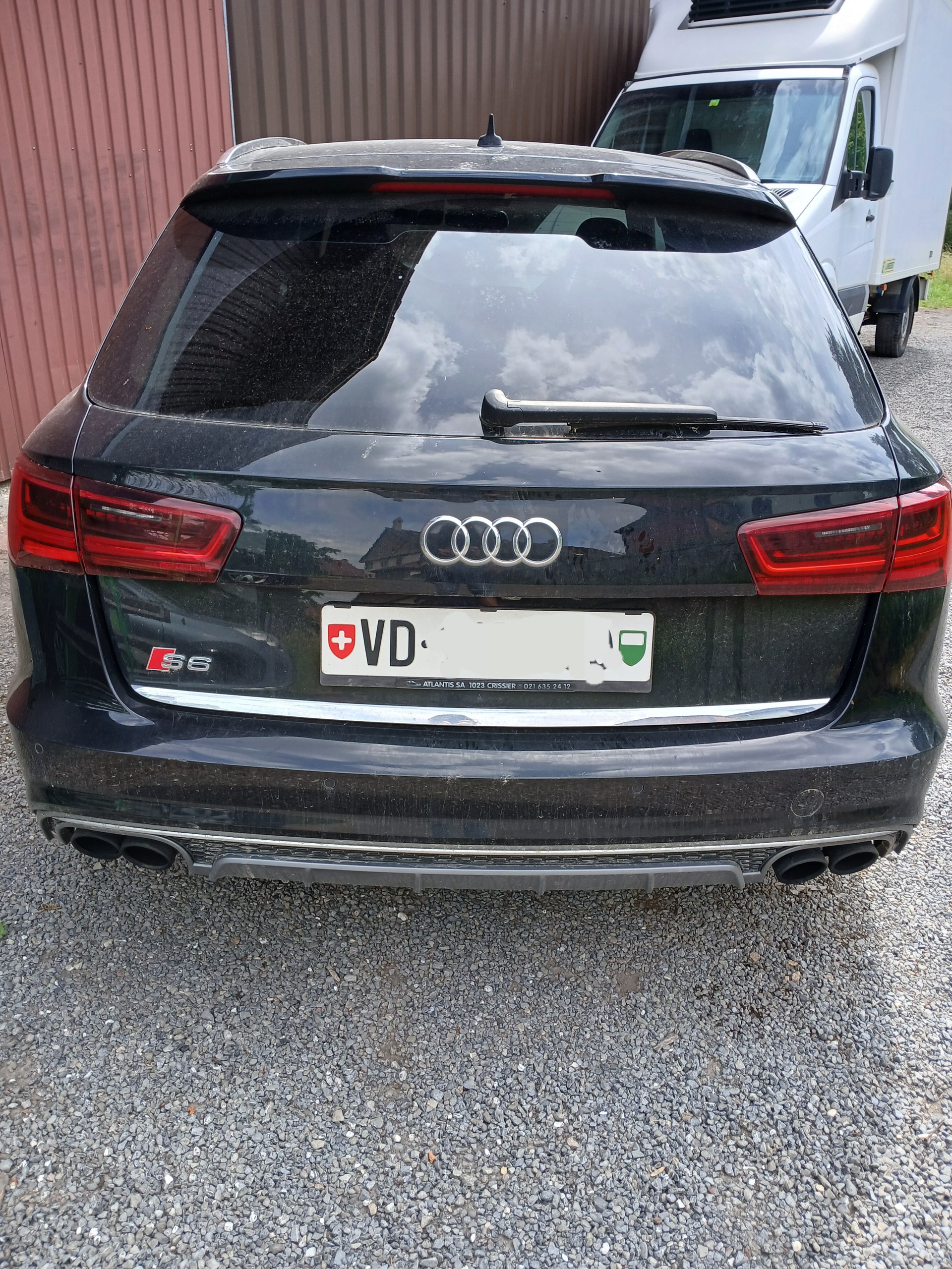 AUDI S6 Avant 4.0 TFSI V8 quattro S-tronic-image-3