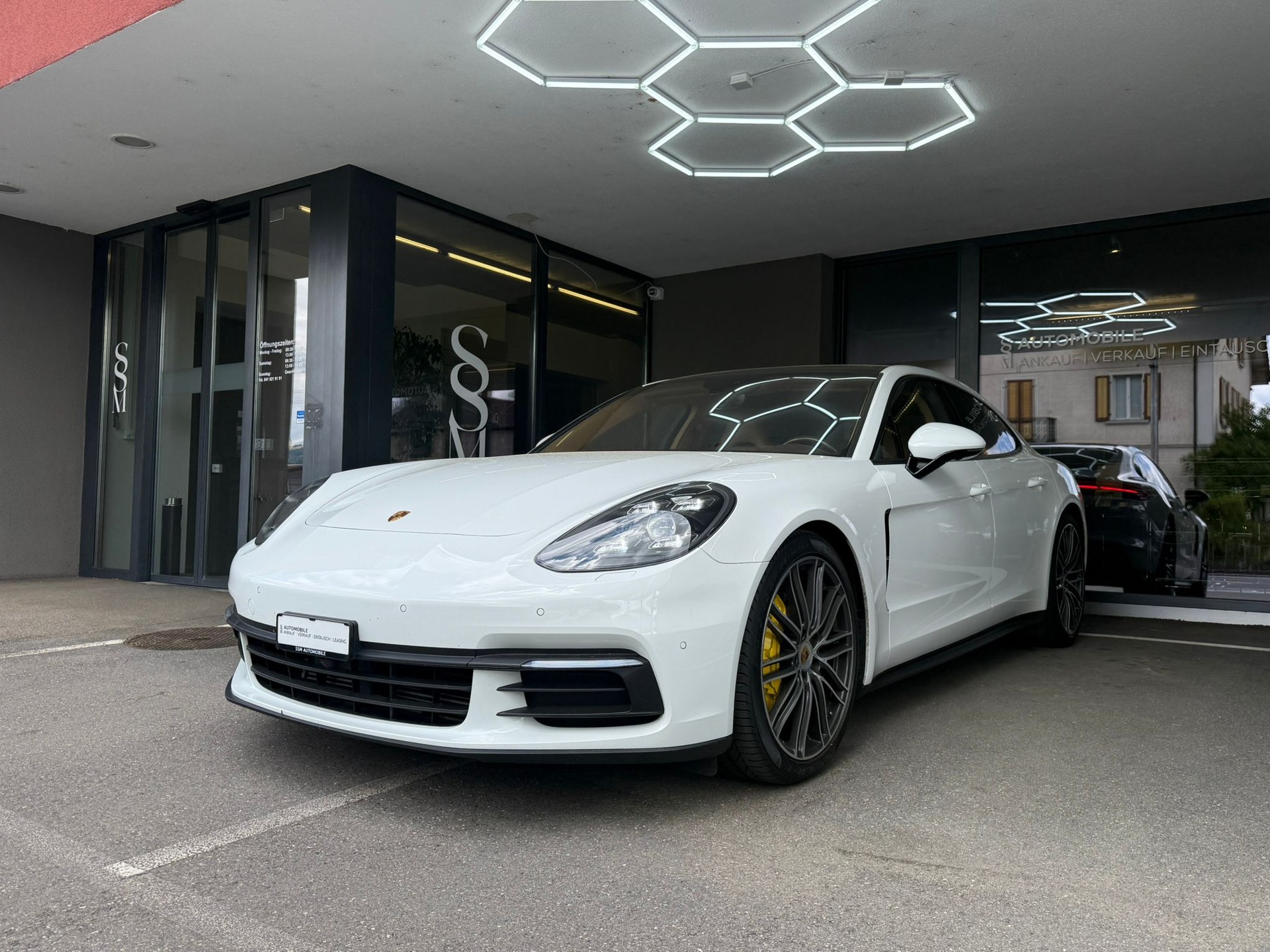 PORSCHE Panamera 4 PDK *CH-Fahrzeug* *Bose* *360 Kamera*