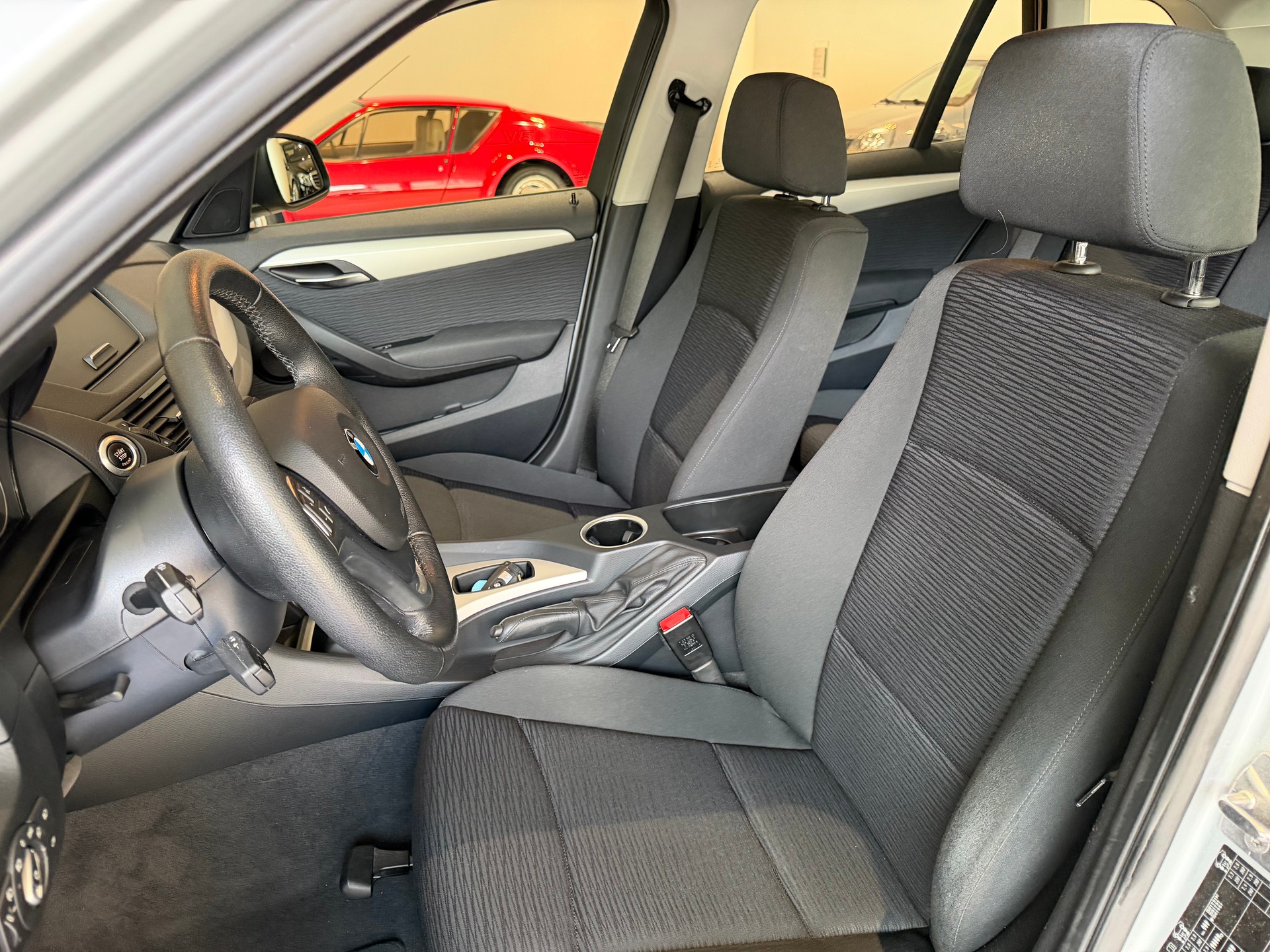 BMW X1 xDrive 18d Steptronic-image-5