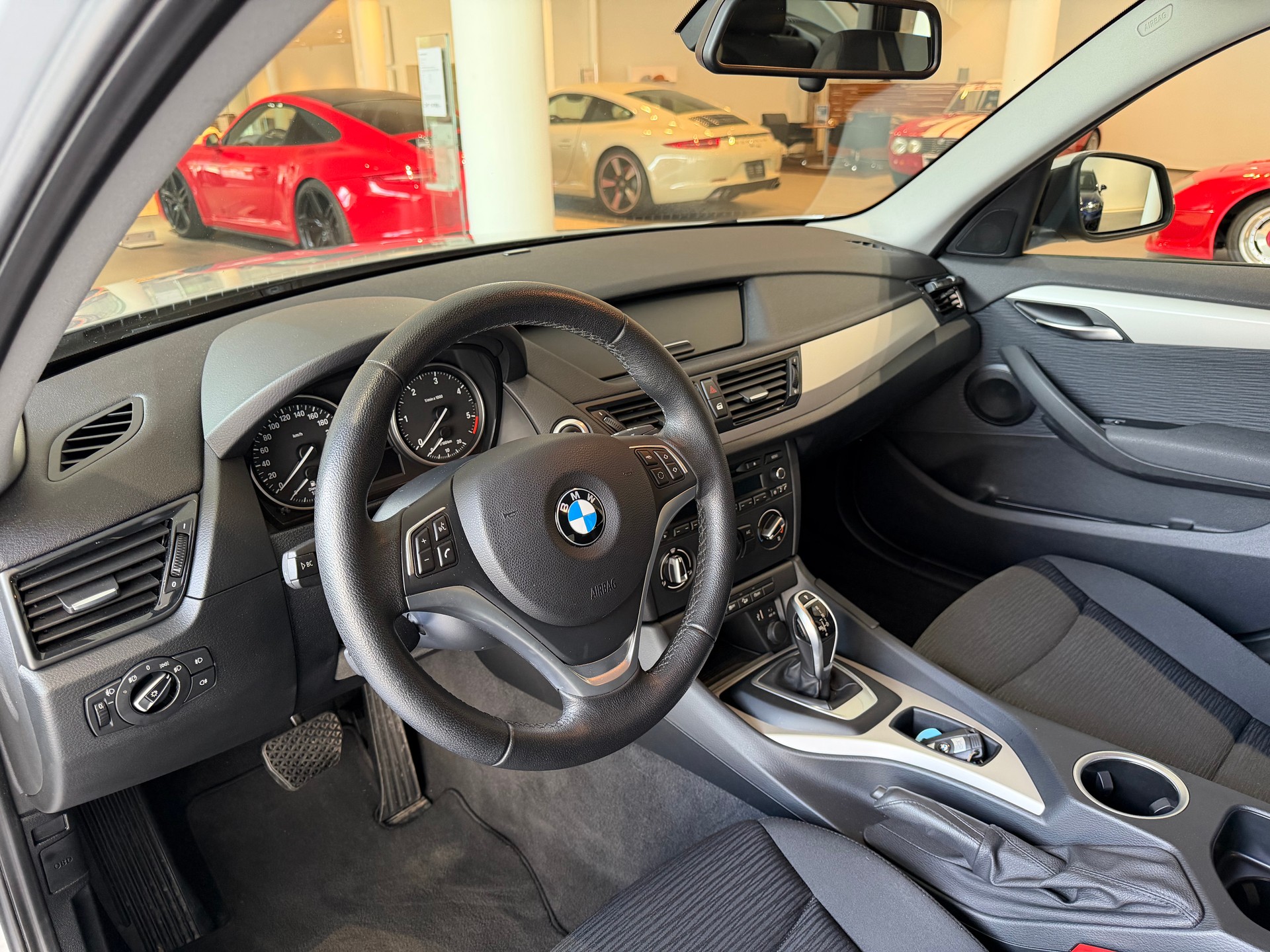 BMW X1 xDrive 18d Steptronic-image-7