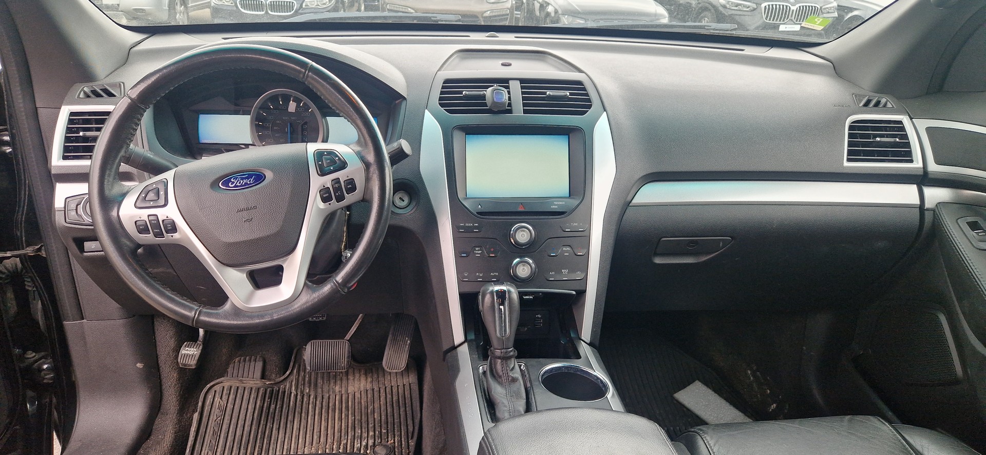 FORD EXPLORER-image-7