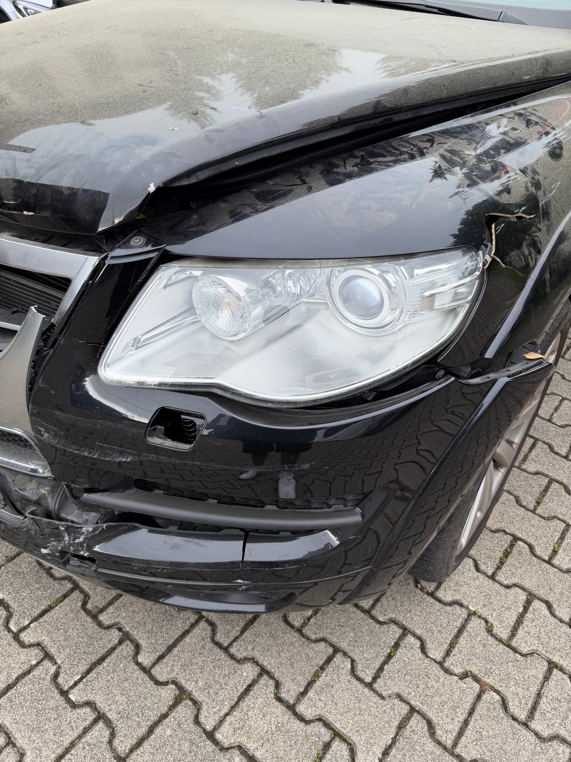 VW Touareg R50 V10 Automatic-image-7