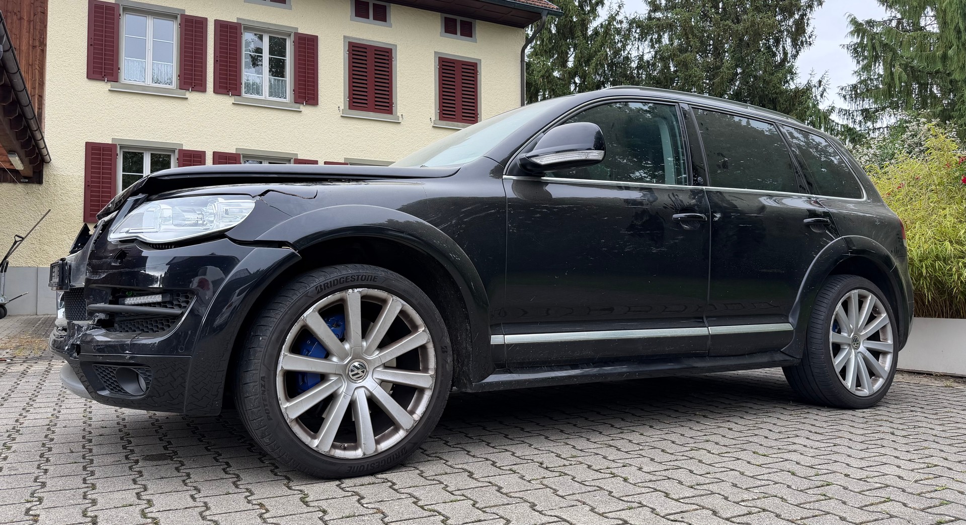 VW Touareg R50 V10 Automatic-image-2