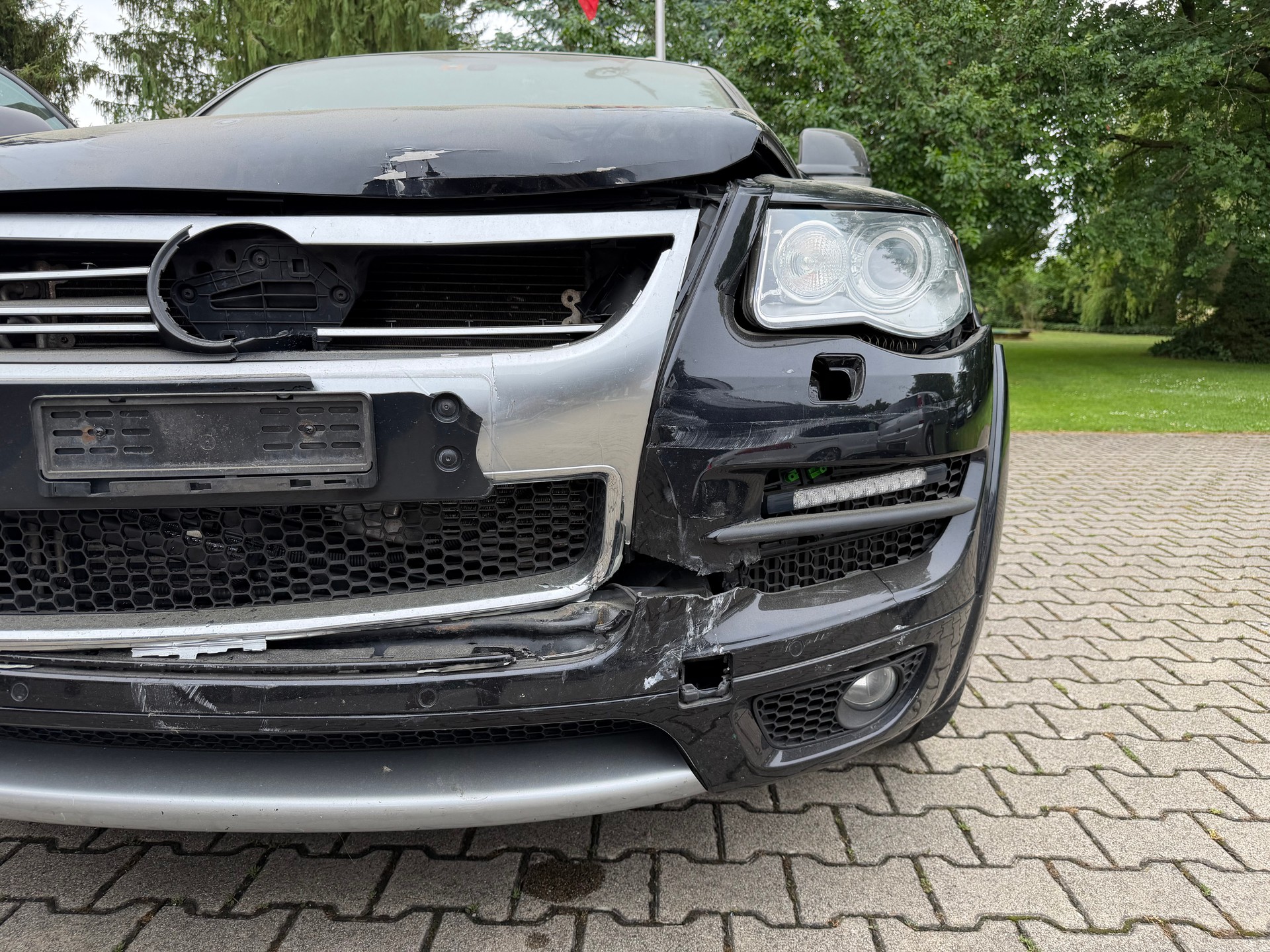 VW Touareg R50 V10 Automatic-image-6