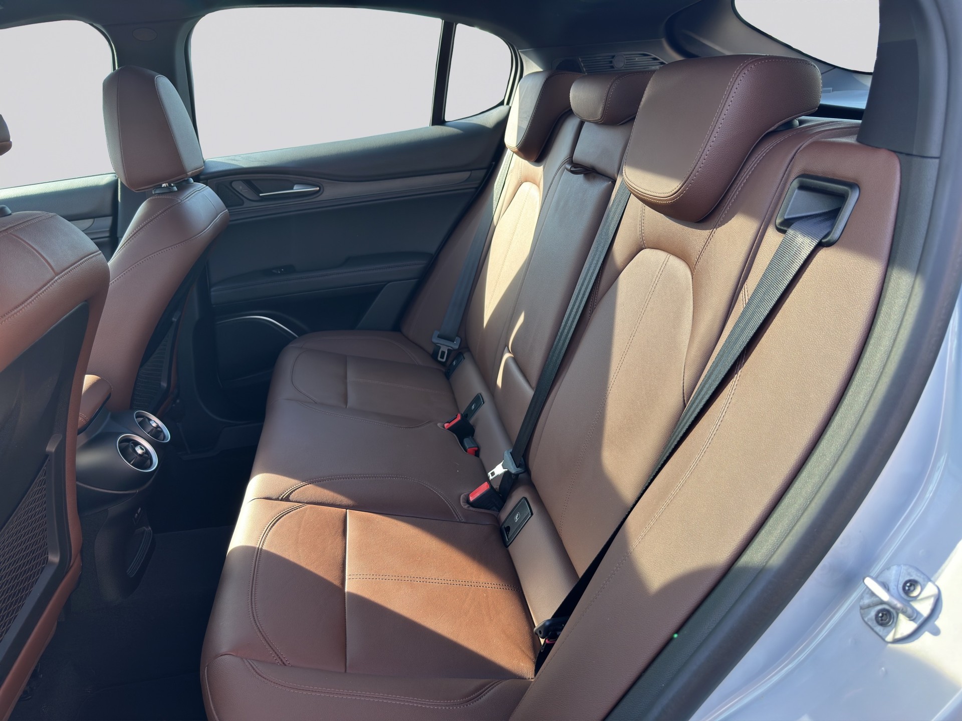 ALFA ROMEO Stelvio 2.0 TI 20 Zoll Sky Q4-image-7