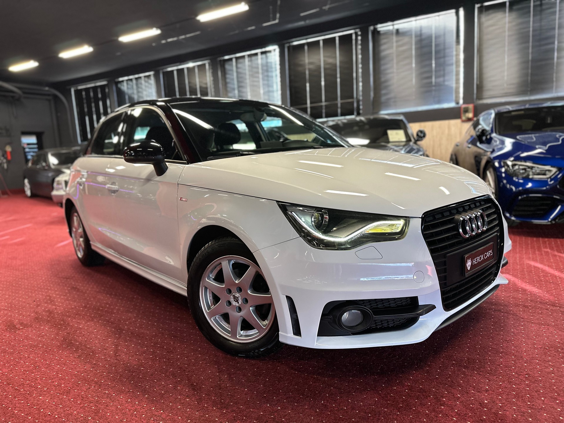 AUDI A1 Sportback 1.2 TFSI S-Line / ** Frisch ab MFK & Service / 12 MT Garantie **-showroom-element-2