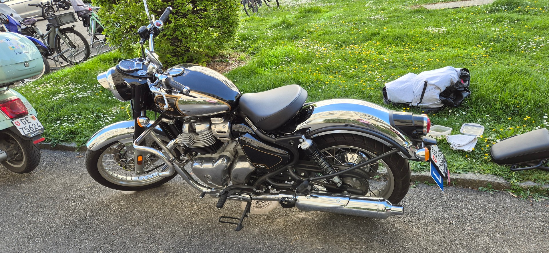 ROYAL ENFIELD Classic 650 Top-image-1