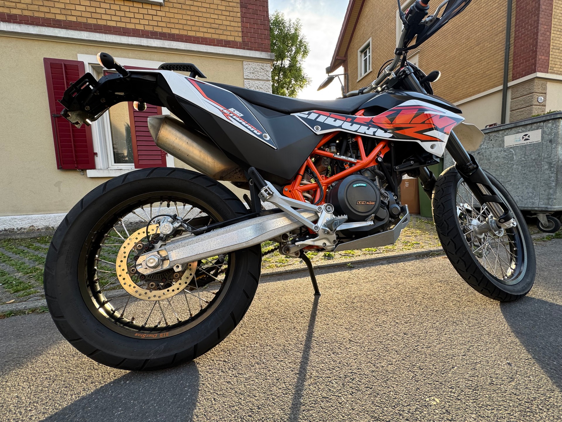 KTM 690 Enduro R-image-3