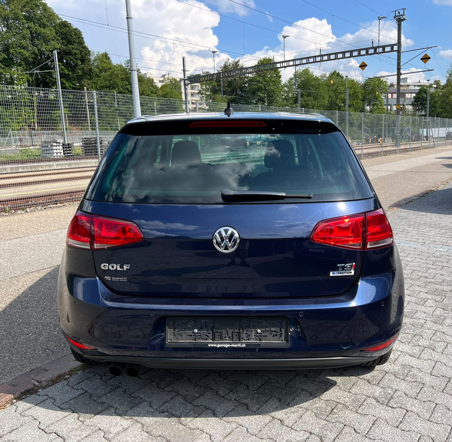 VW Golf 1.4 TSI Cup-showroom-element-3