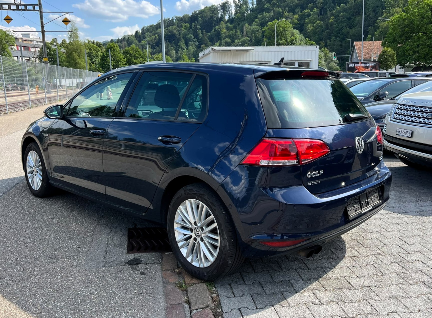 VW Golf 1.4 TSI Cup-showroom-element-2