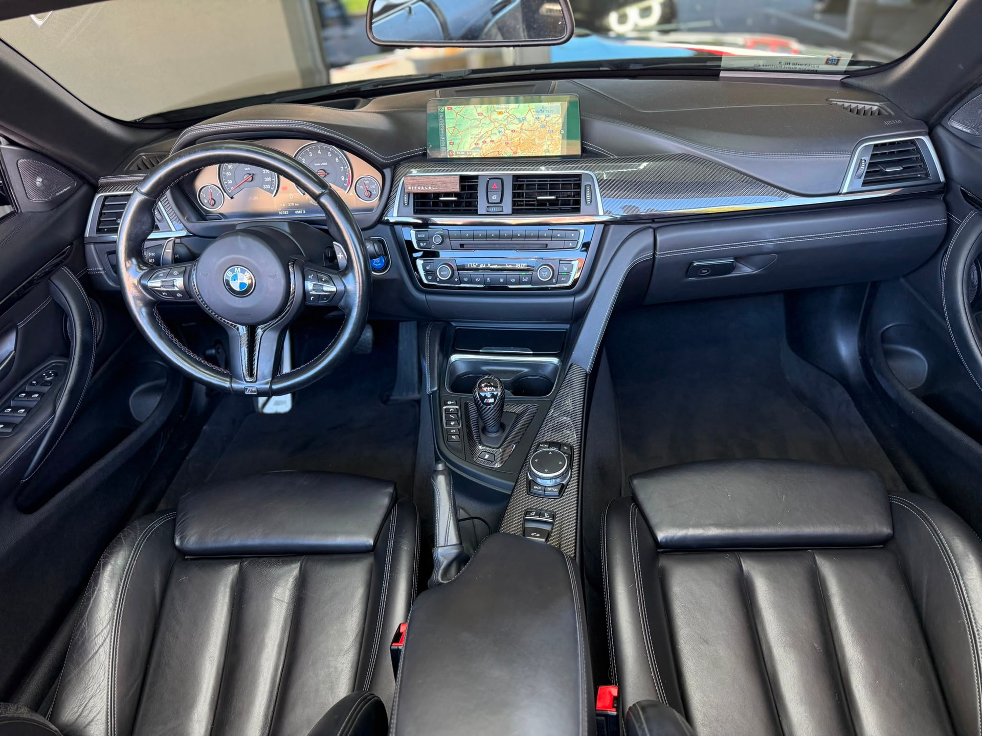BMW M4 Cabriolet Competition *Citrenschwarz met* *Harman/Kardon* *Surround View*DKG-image-15