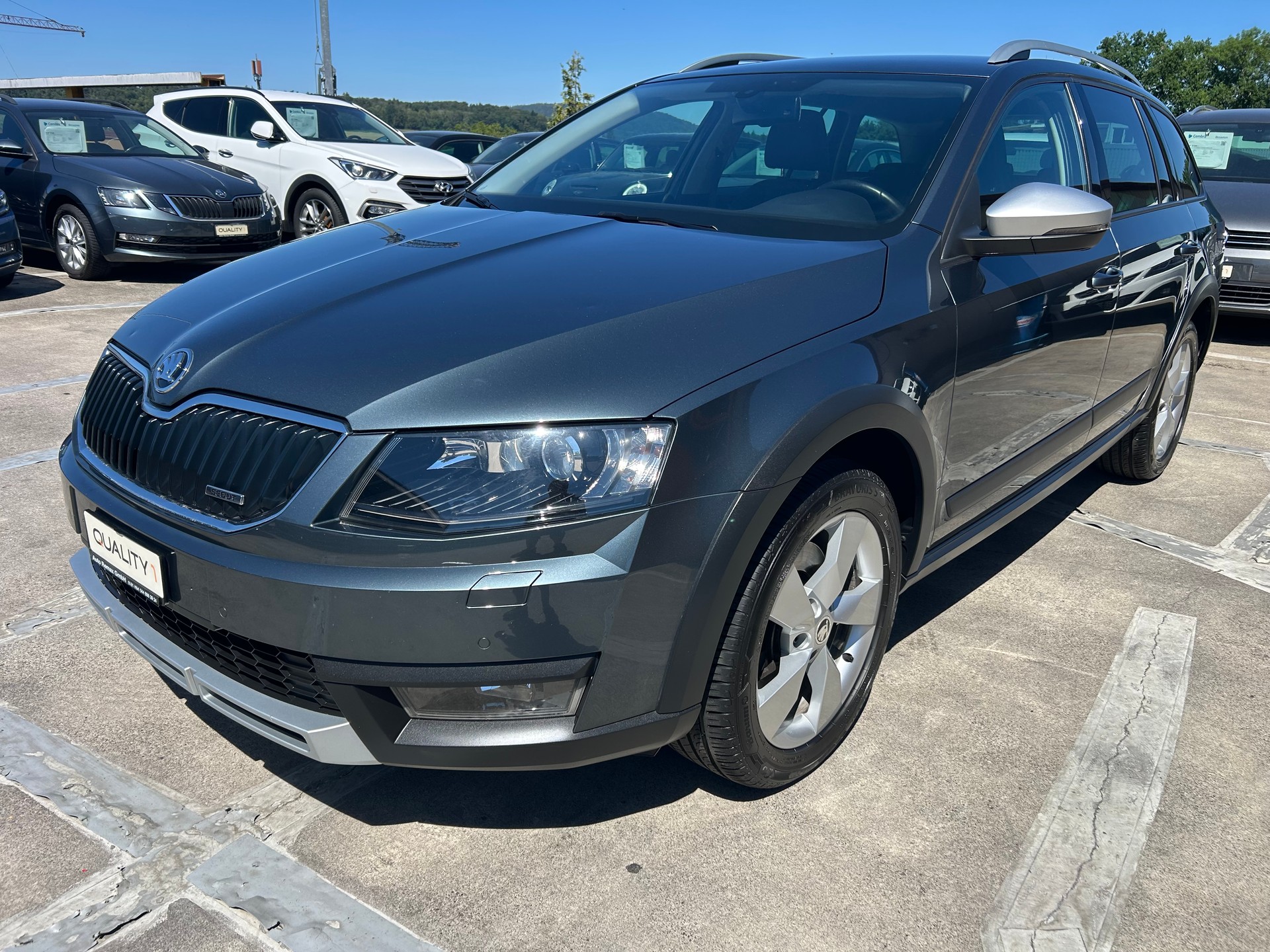 SKODA Octavia Combi 2.0 TDI Scout 4x4 DSG