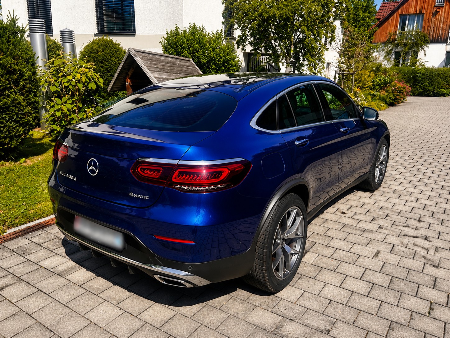 MERCEDES-BENZ GLC 400 d AMG Line 4m-image-7