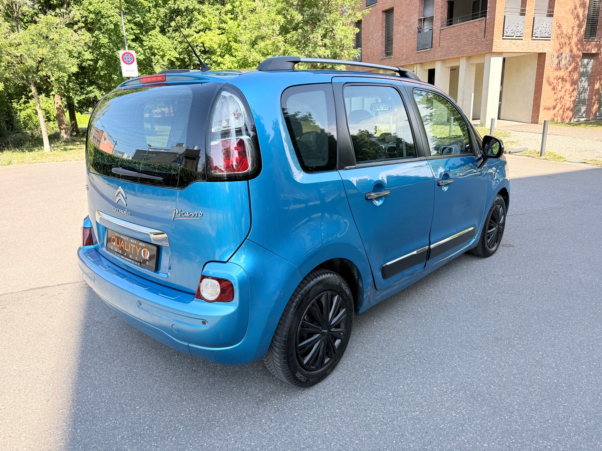 CITROEN C3 Picasso 1.4i 16V Exclusive-image-8