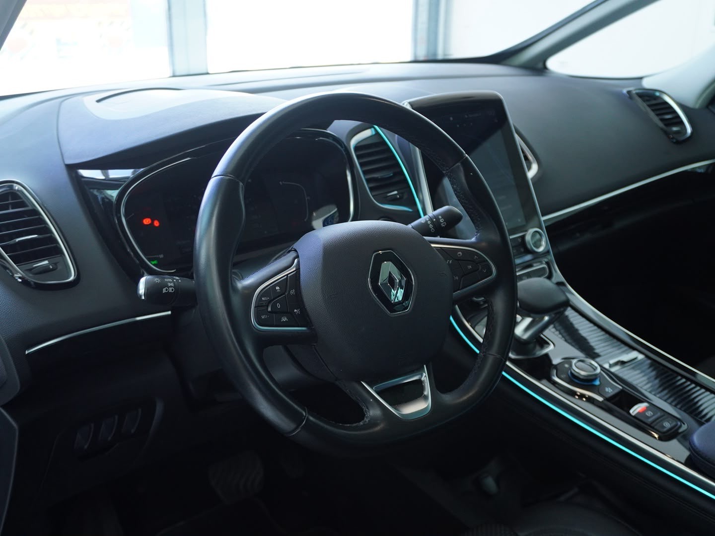 RENAULT Espace 2.0 dCi Intens EDC 6-showroom-element-2