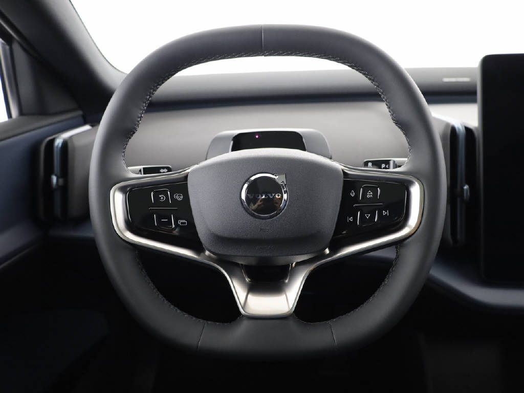 VOLVO EX 30 Cross Country P8 Ultra AWD-image-29