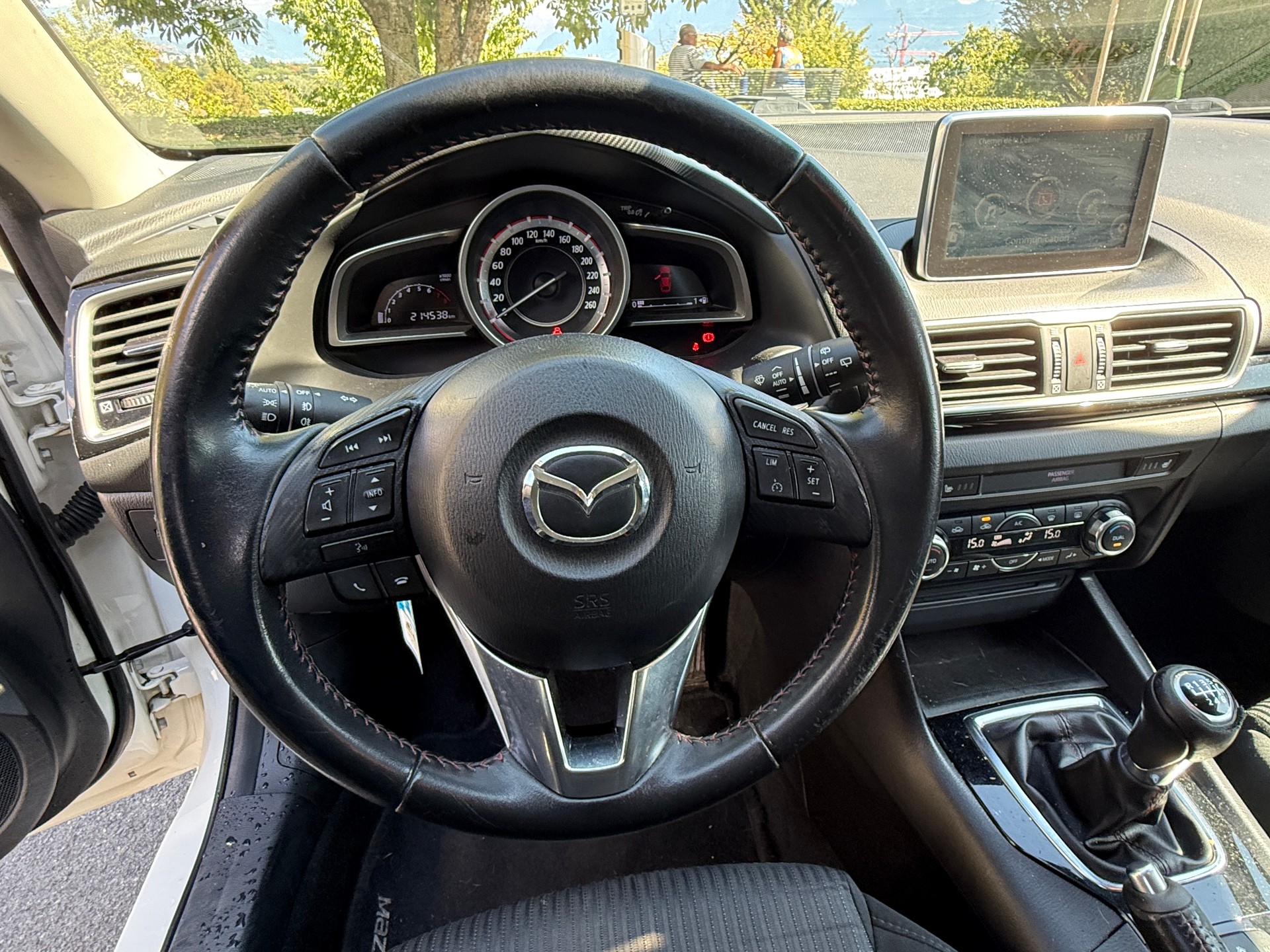 MAZDA 3 SKYACTIV-G 120 Ambition Plus-image-27
