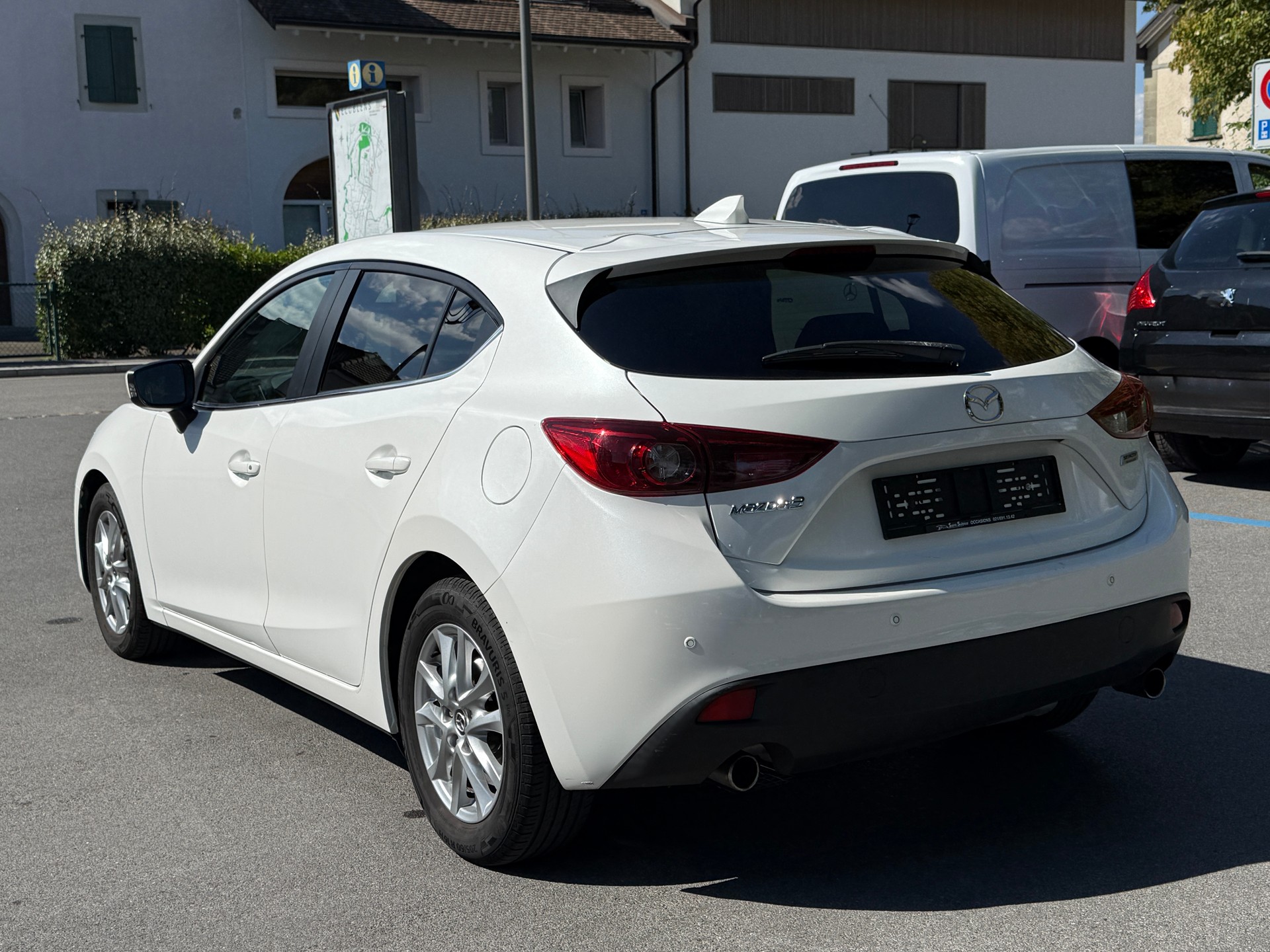 MAZDA 3 SKYACTIV-G 120 Ambition Plus-image-5