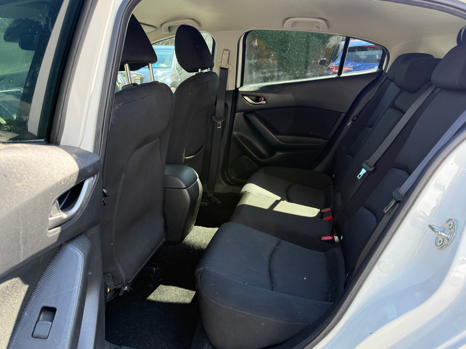 MAZDA 3 SKYACTIV-G 120 Ambition Plus-image-24