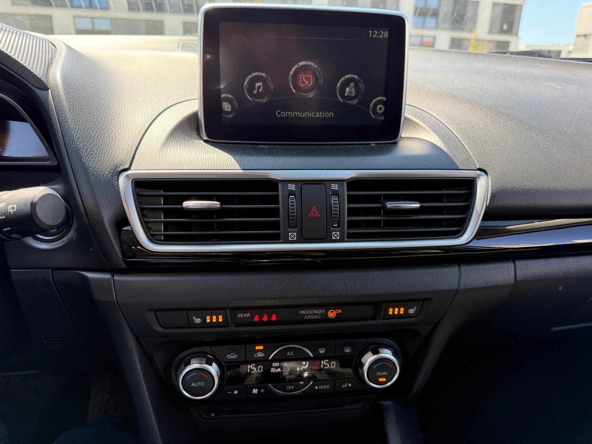 MAZDA 3 SKYACTIV-G 120 Ambition Plus-image-17