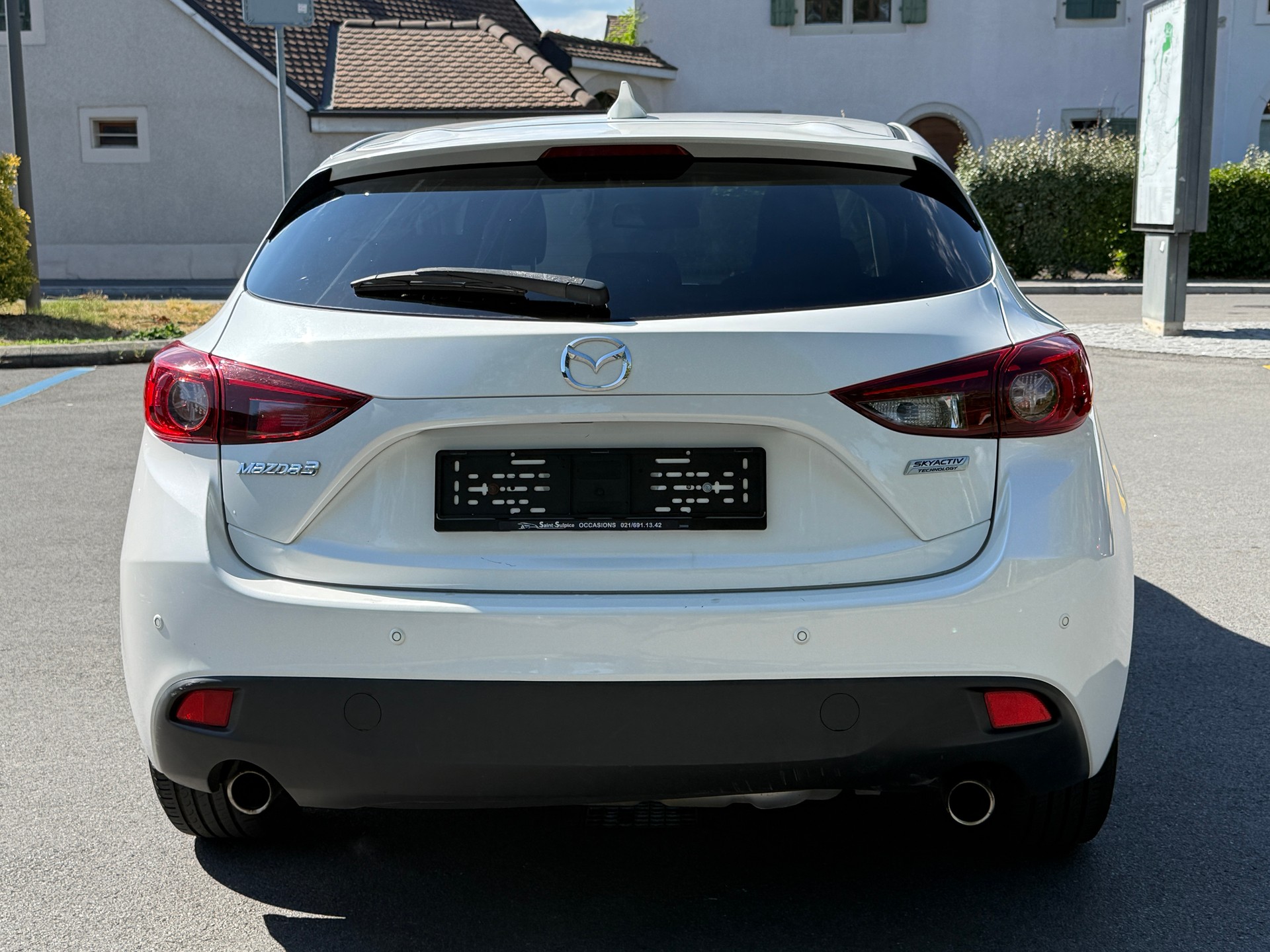 MAZDA 3 SKYACTIV-G 120 Ambition Plus-image-11