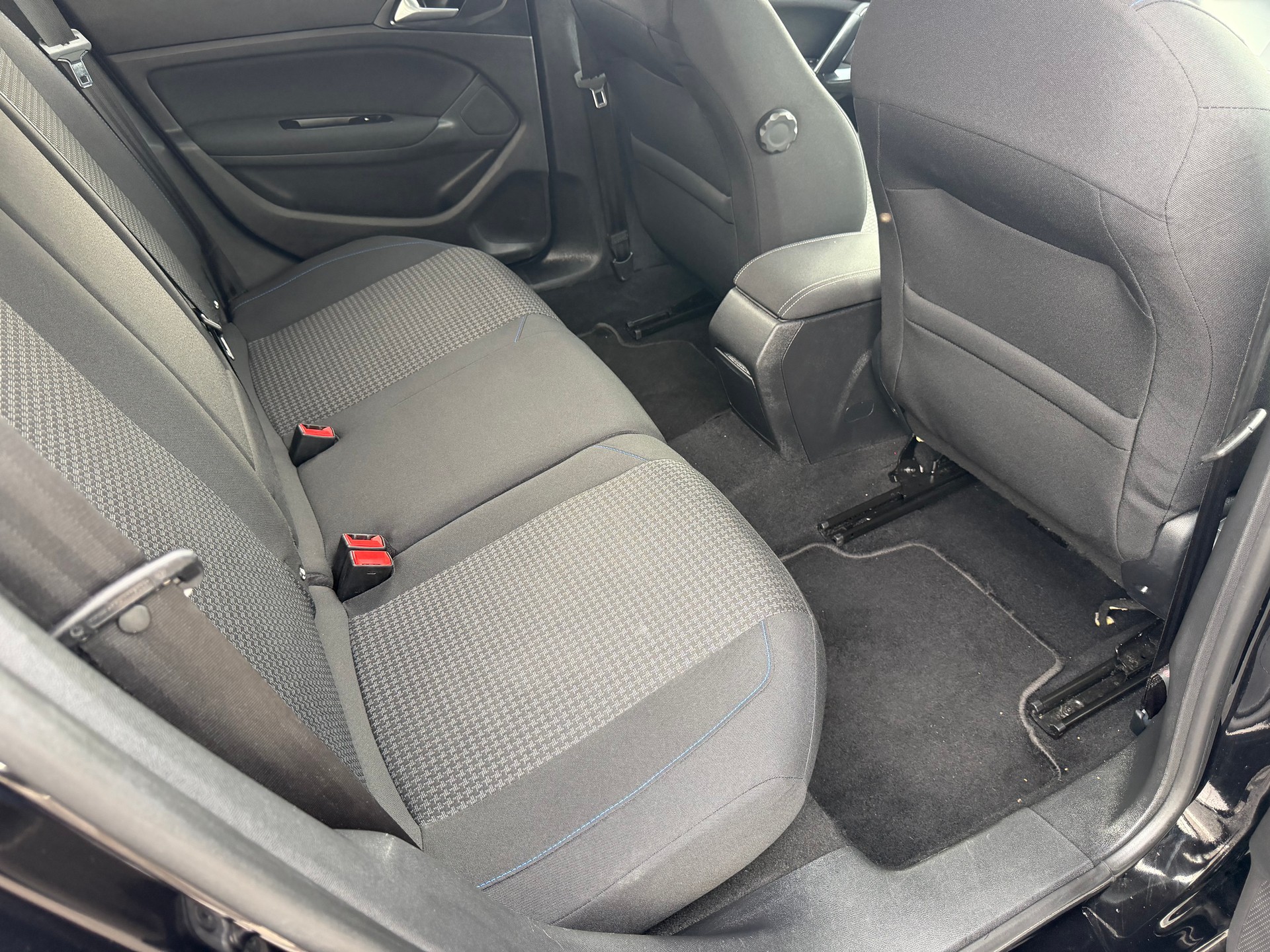 PEUGEOT 308 SW 1.2 Pure Tech Style EAT8-image-11