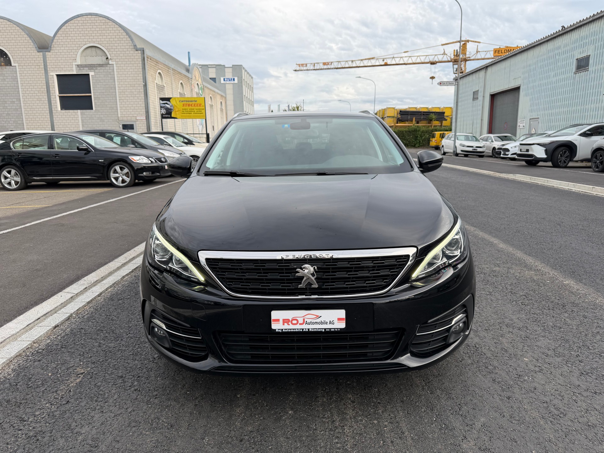 PEUGEOT 308 SW 1.2 Pure Tech Style EAT8-showroom-element-2