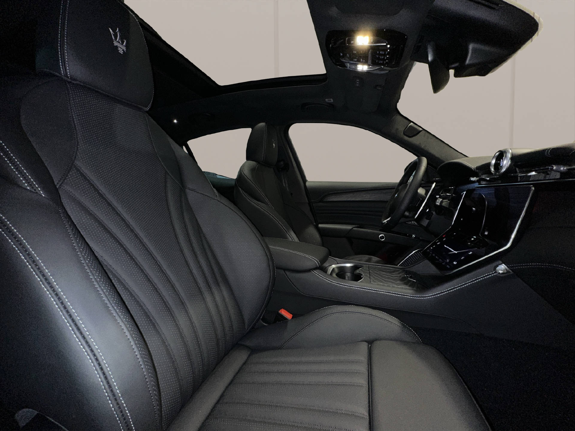 MASERATI Grecale 3.0 V6 Trofeo-image-15