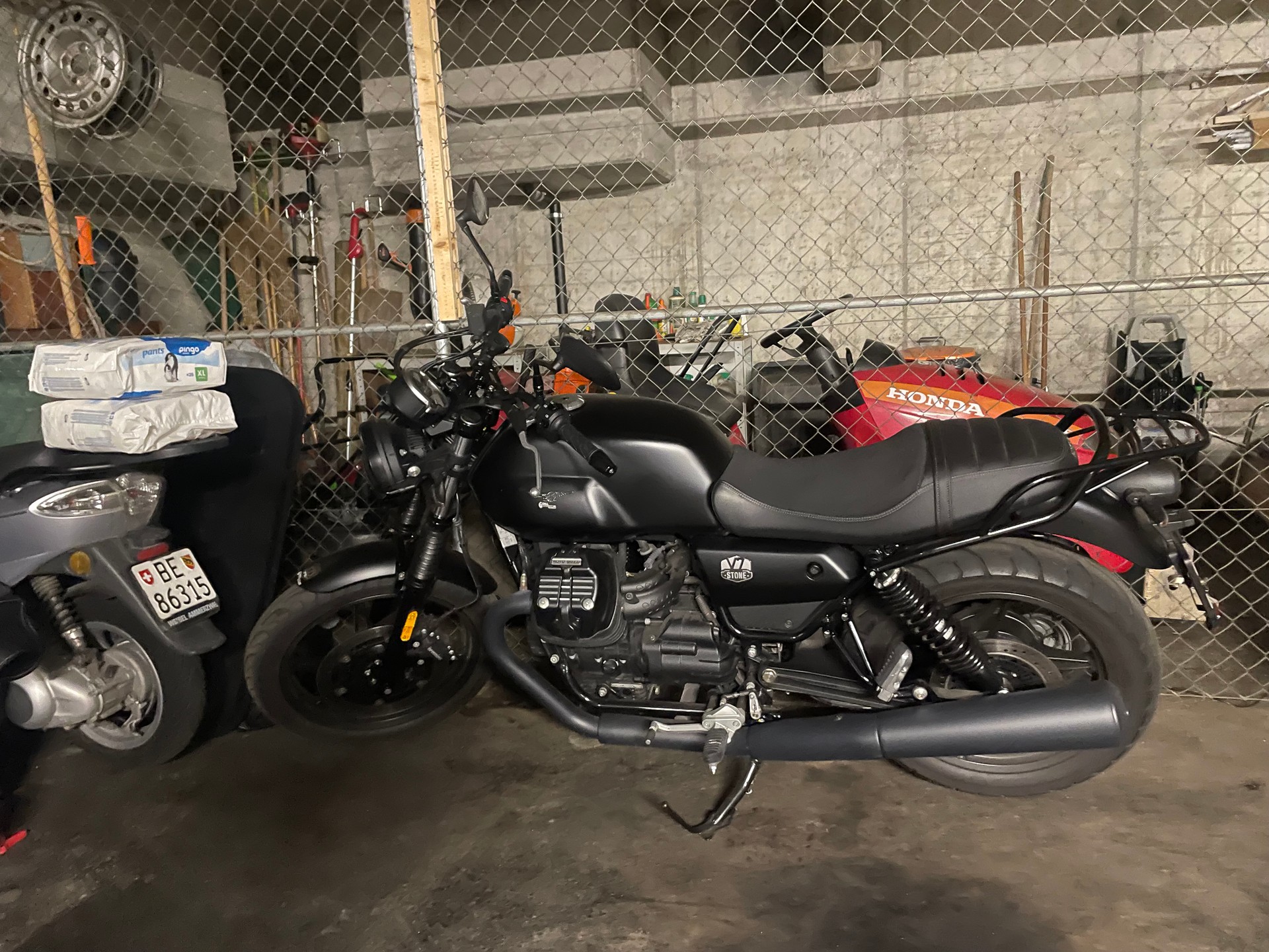 MOTO GUZZI Stone-image-2