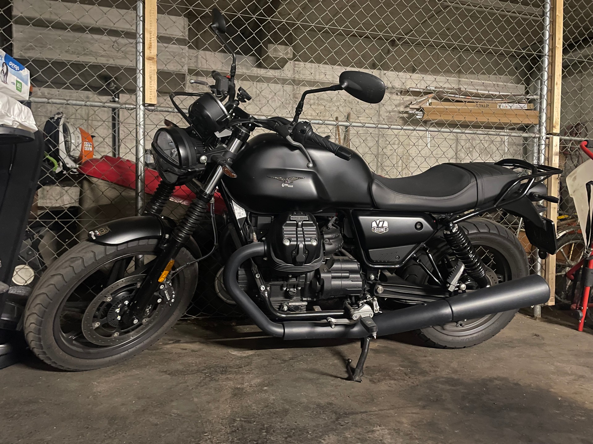 MOTO GUZZI Stone-image-0