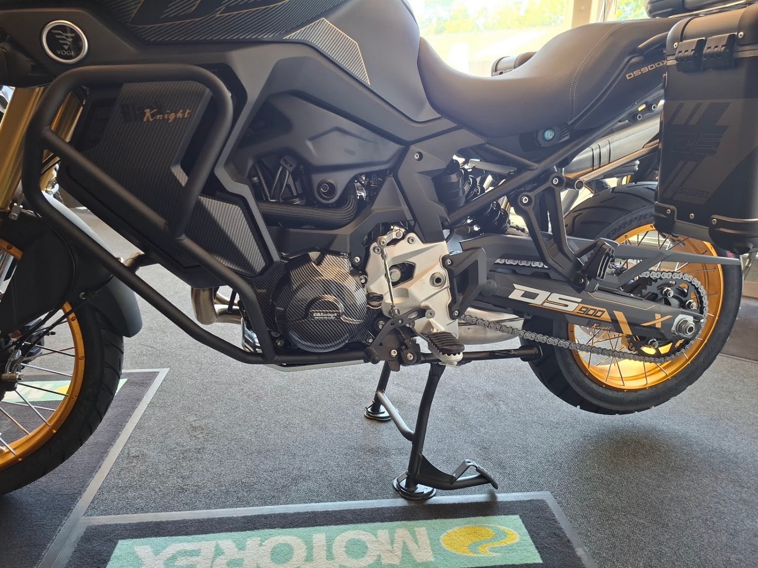 VOGE 900 DSX-image-3
