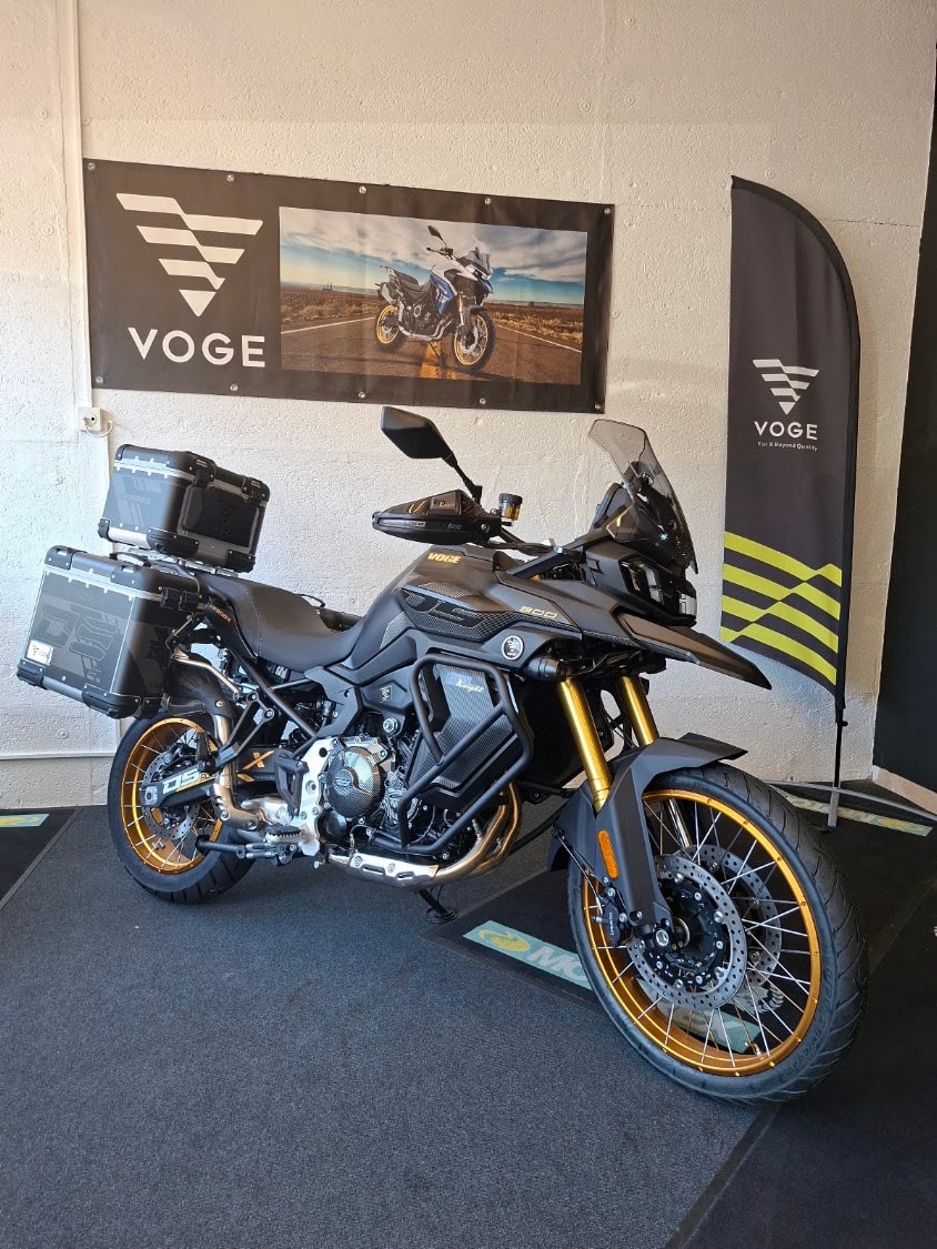VOGE 900 DSX-image-0