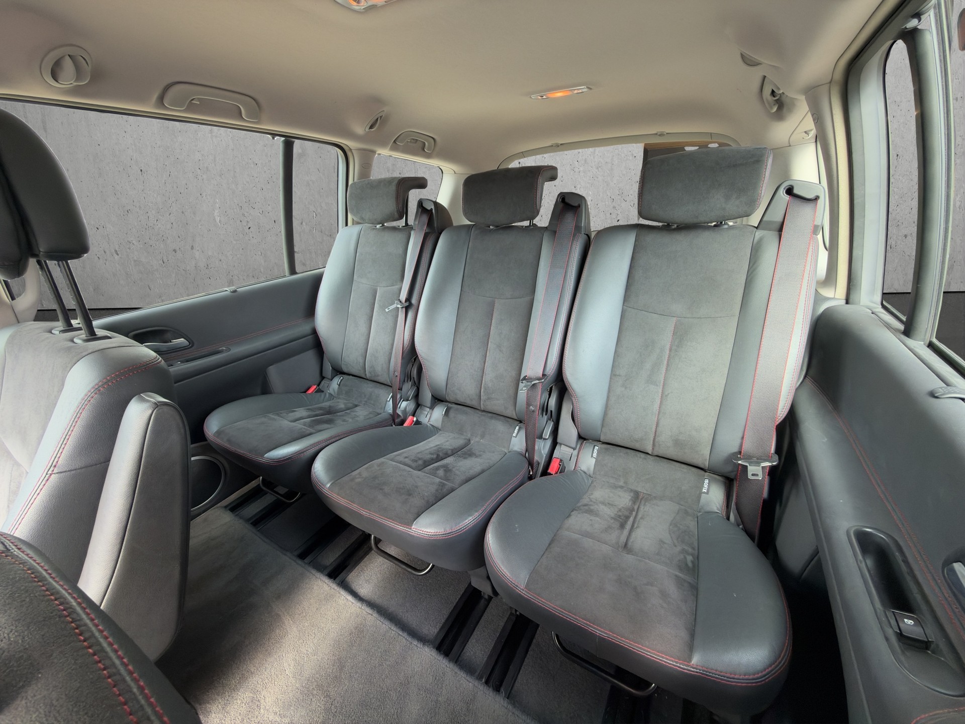 RENAULT Espace 2.0 dCi Swiss Edition-image-10