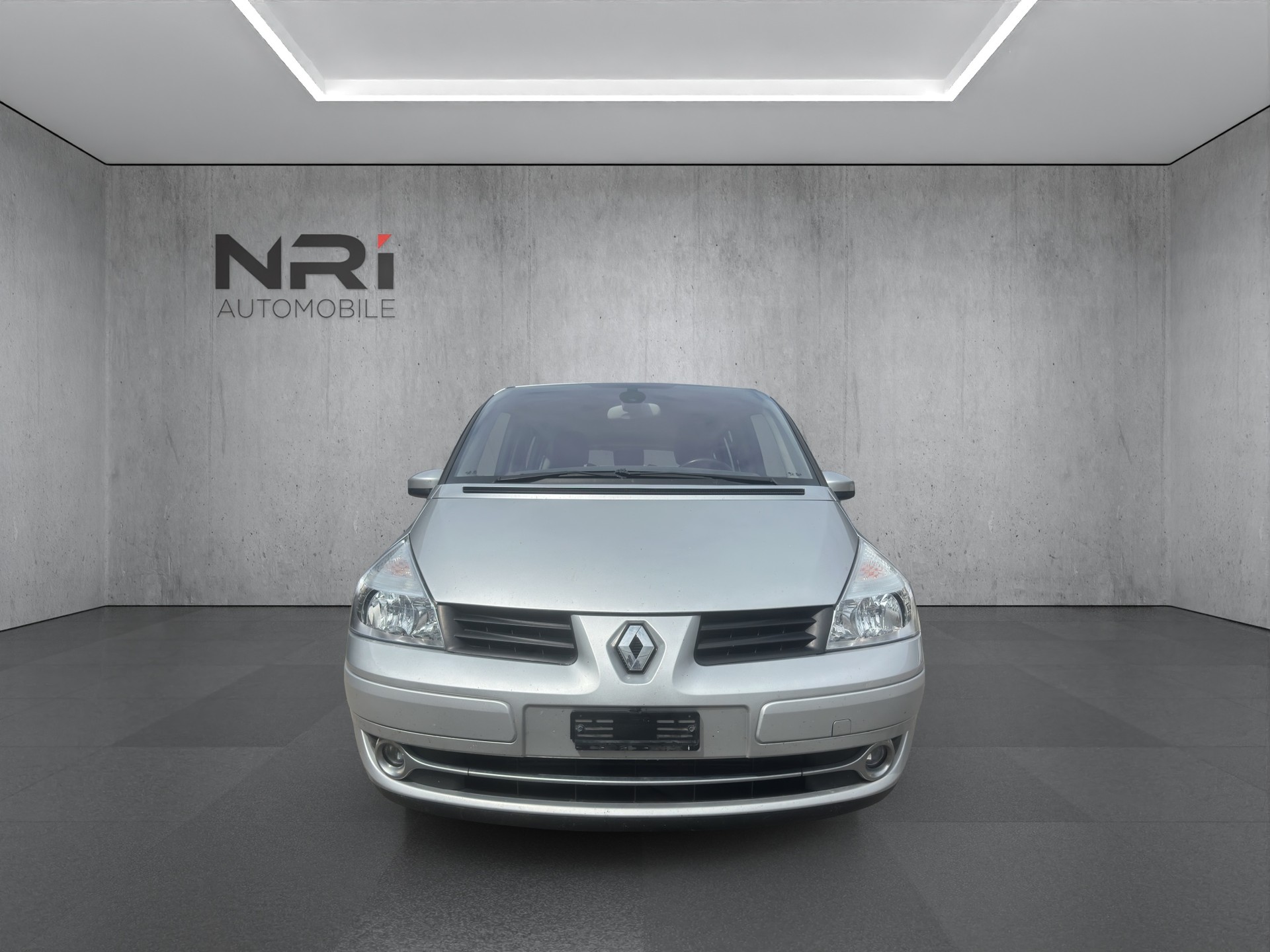 RENAULT Espace 2.0 dCi Swiss Edition-showroom-element-1